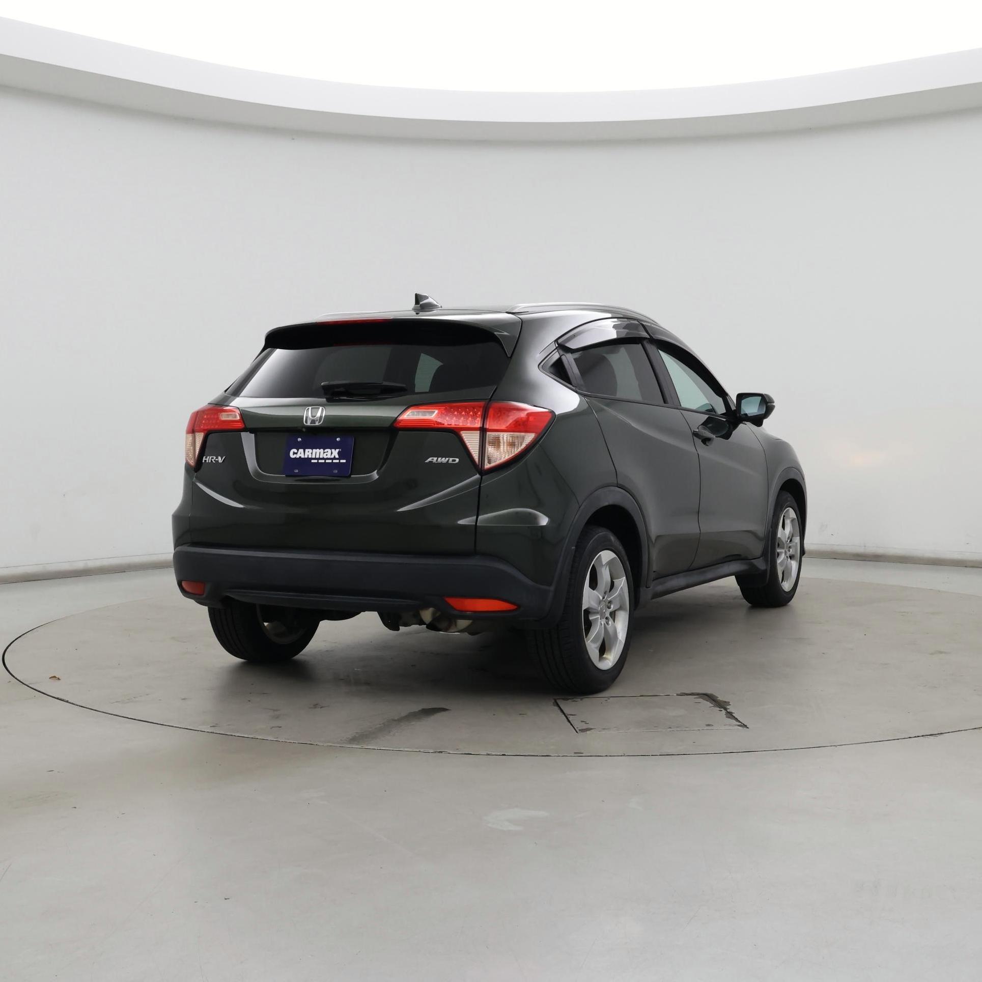 Thumbnail: 2016 Honda HR-V - 8