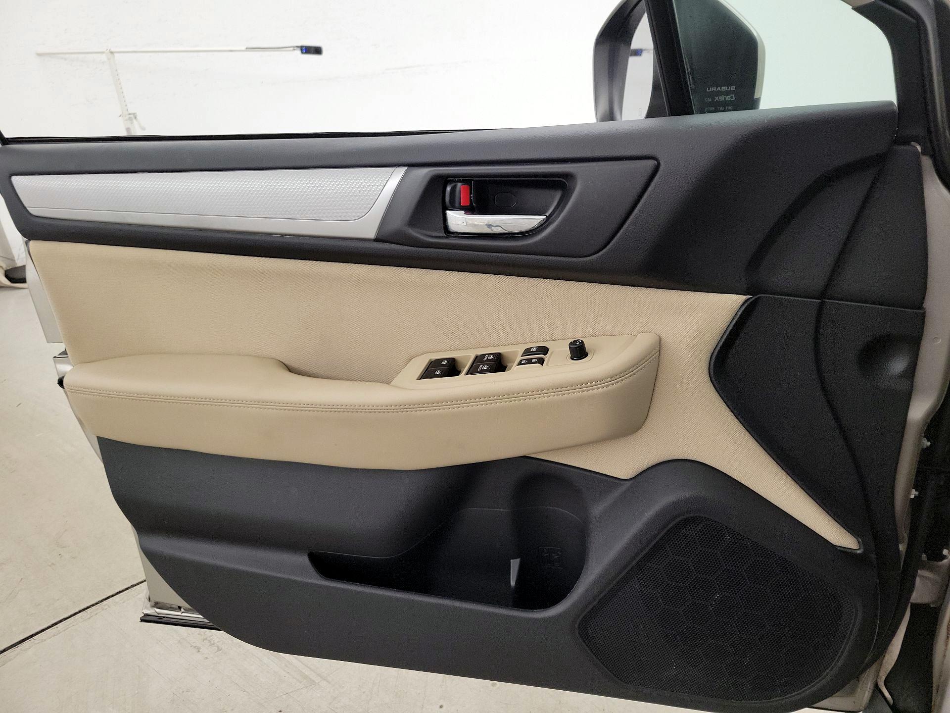 Thumbnail: 2019 Subaru Outback - 12