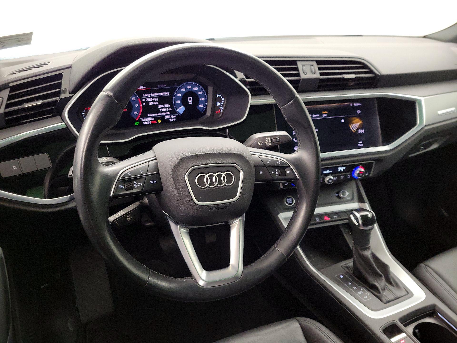 Thumbnail: 2021 Audi Q3 - 9