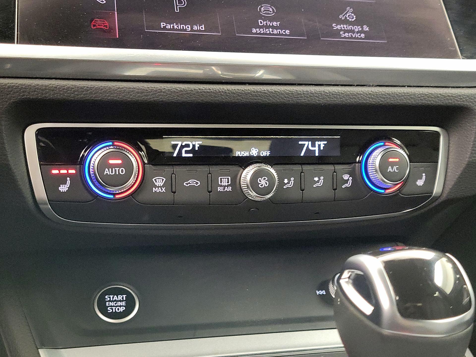 Thumbnail: 2021 Audi Q3 - 16