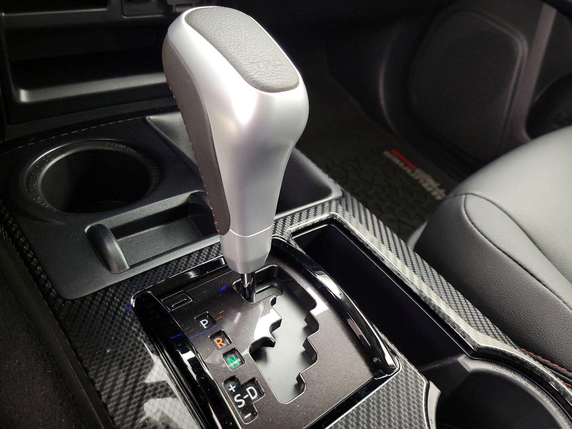 Thumbnail: 2022 Toyota 4Runner - 18