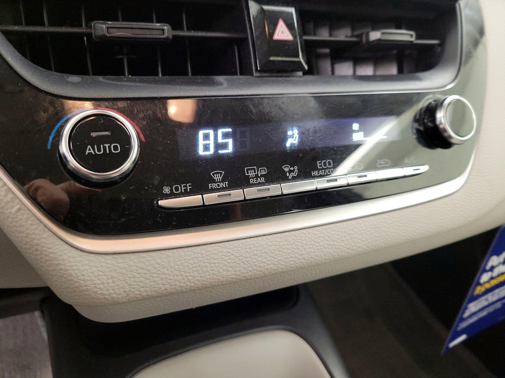 Thumbnail: 2021 Toyota Corolla - 16