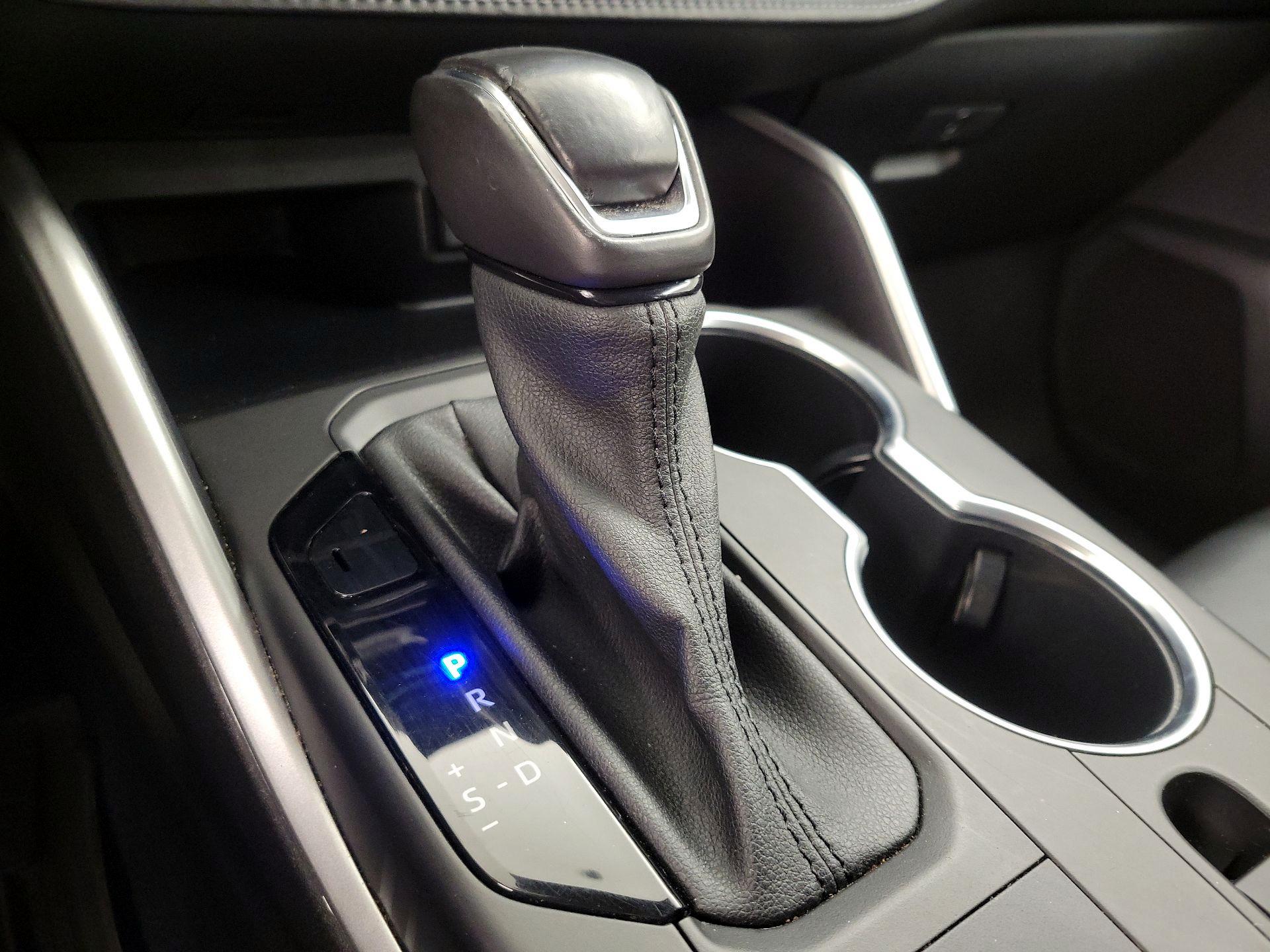 Thumbnail: 2021 Toyota Highlander - 18