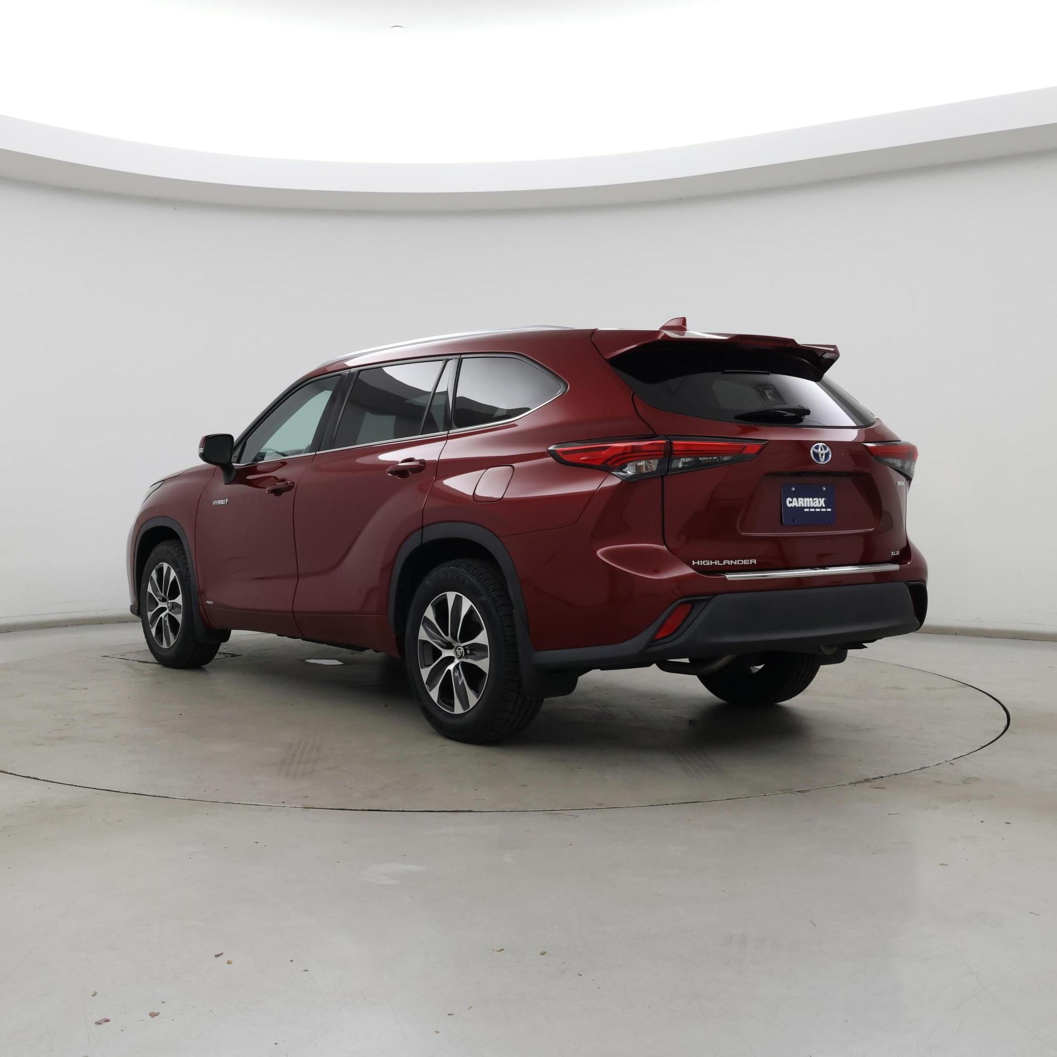 Thumbnail: 2021 Toyota Highlander - 2