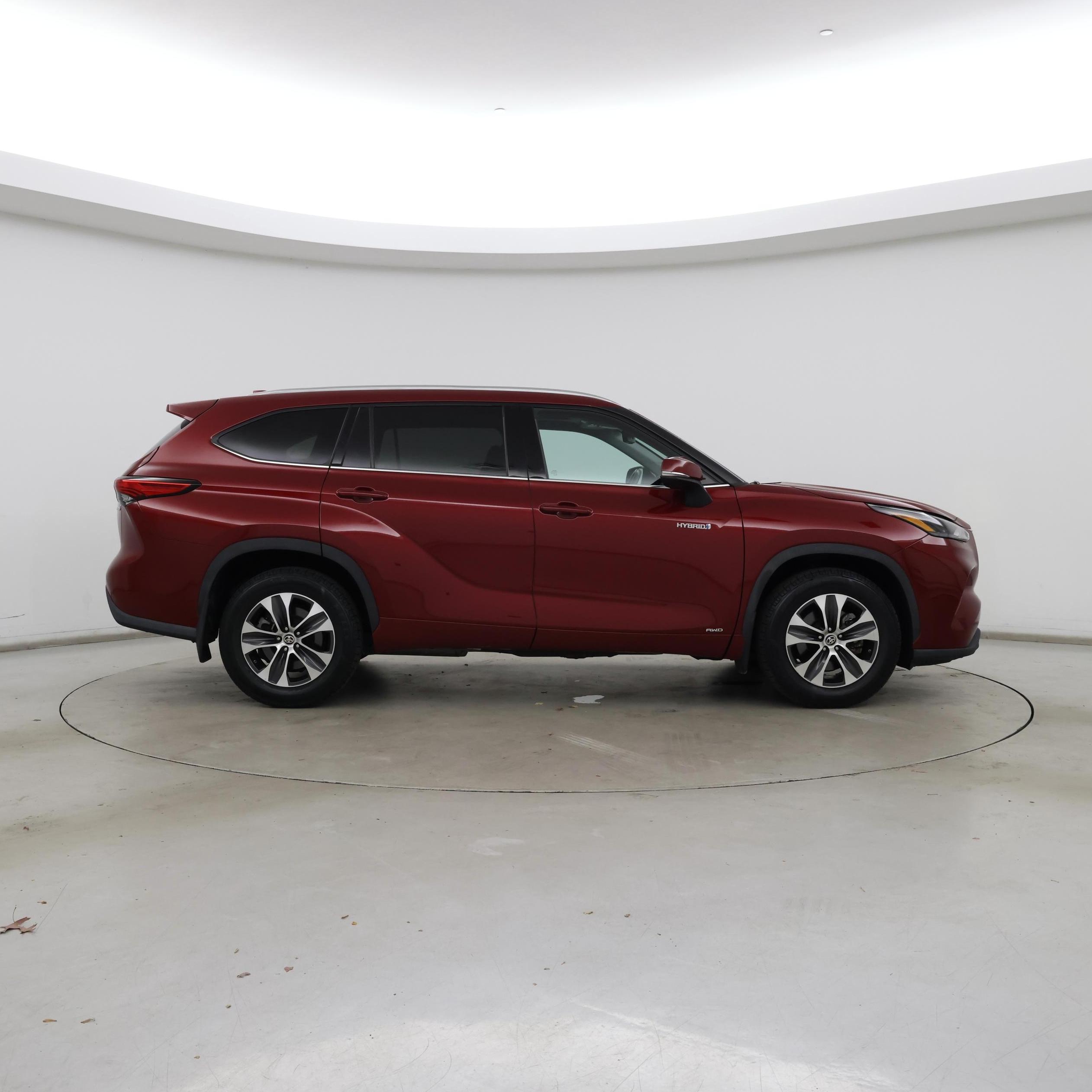 Thumbnail: 2021 Toyota Highlander - 7