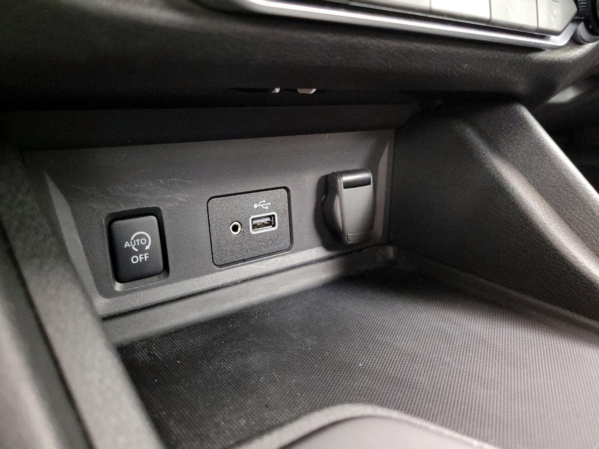 Thumbnail: 2024 Nissan Sentra - 18