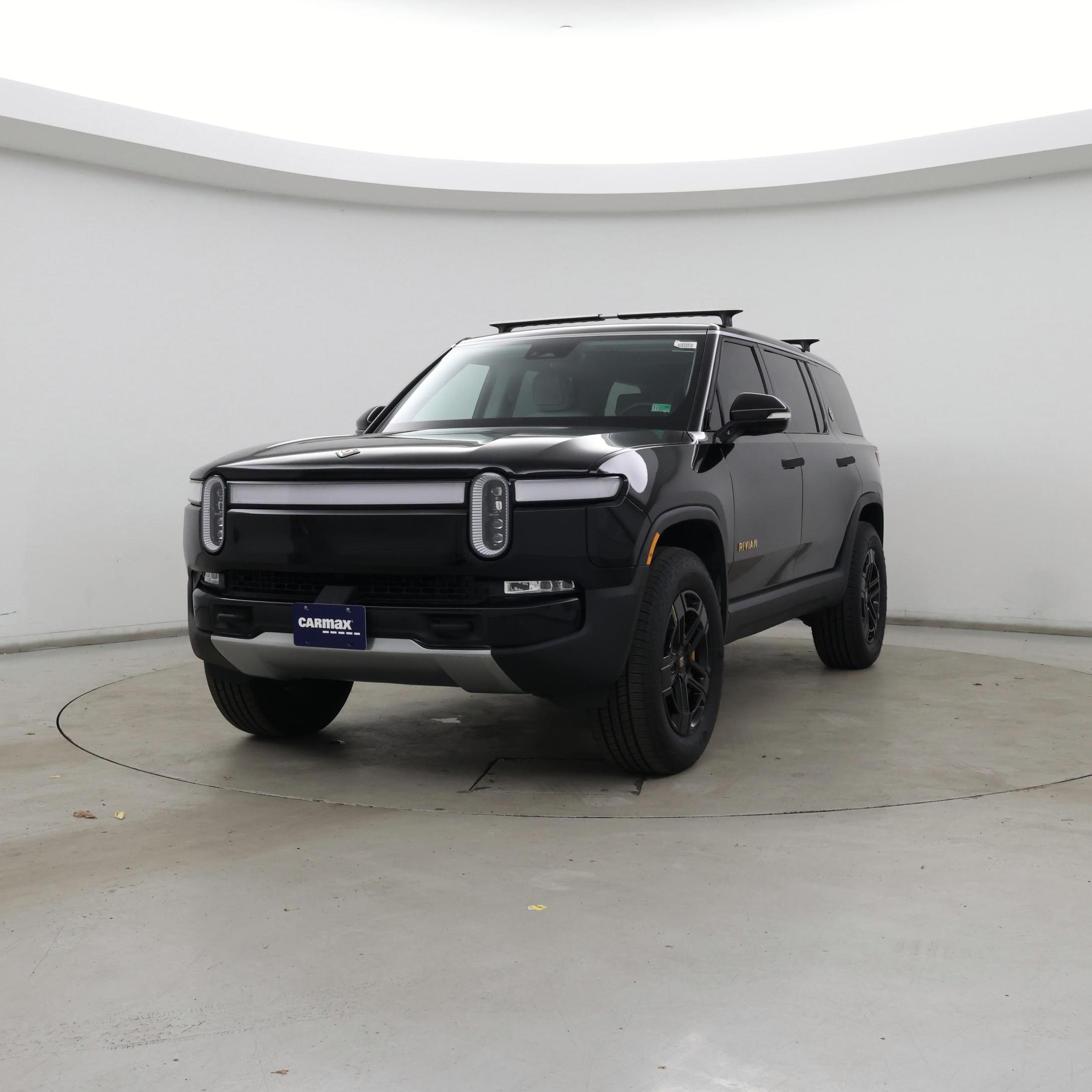 Thumbnail: 2023 Rivian R1S - 4