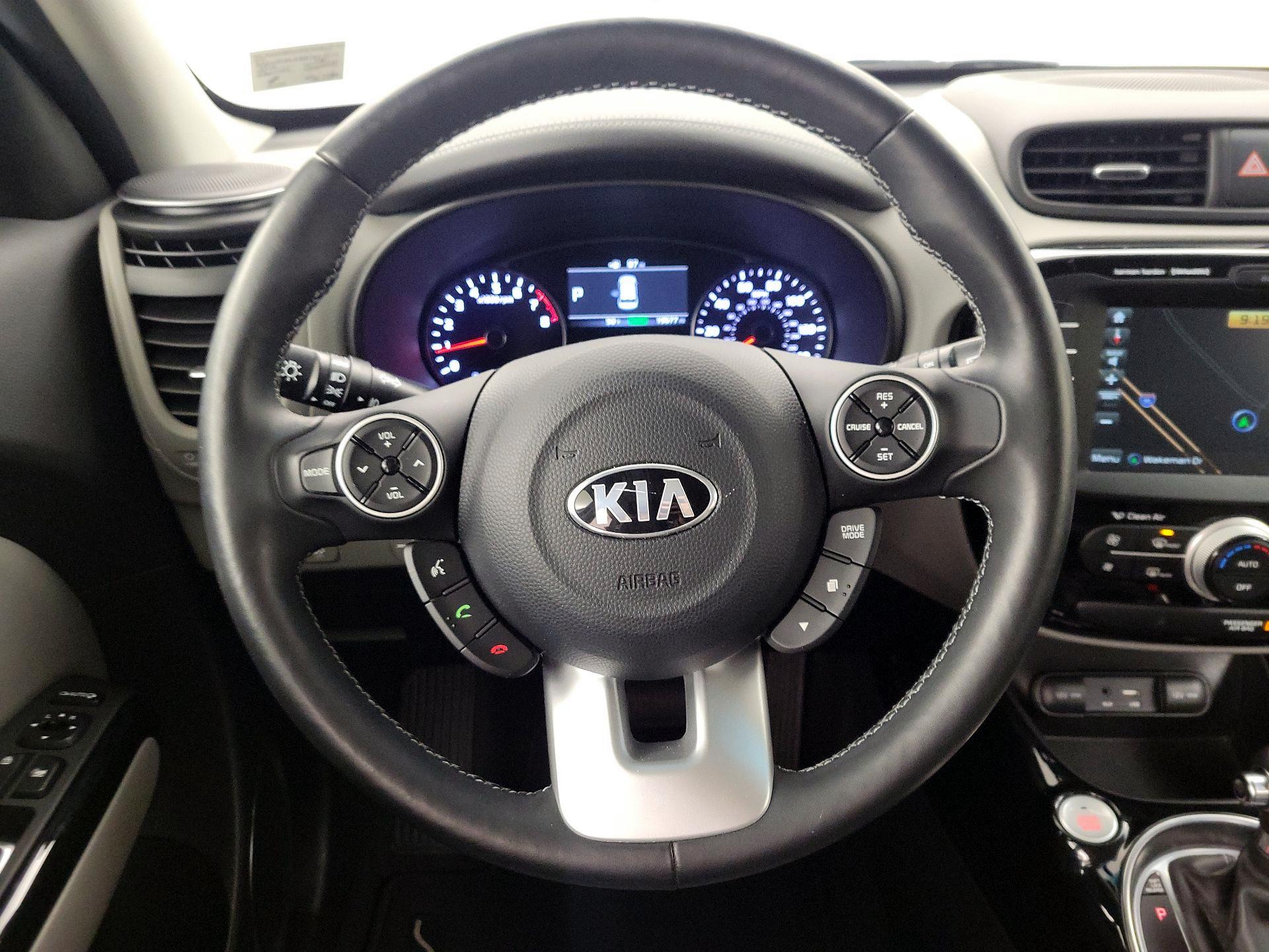 Thumbnail: 2017 Kia Soul - 10