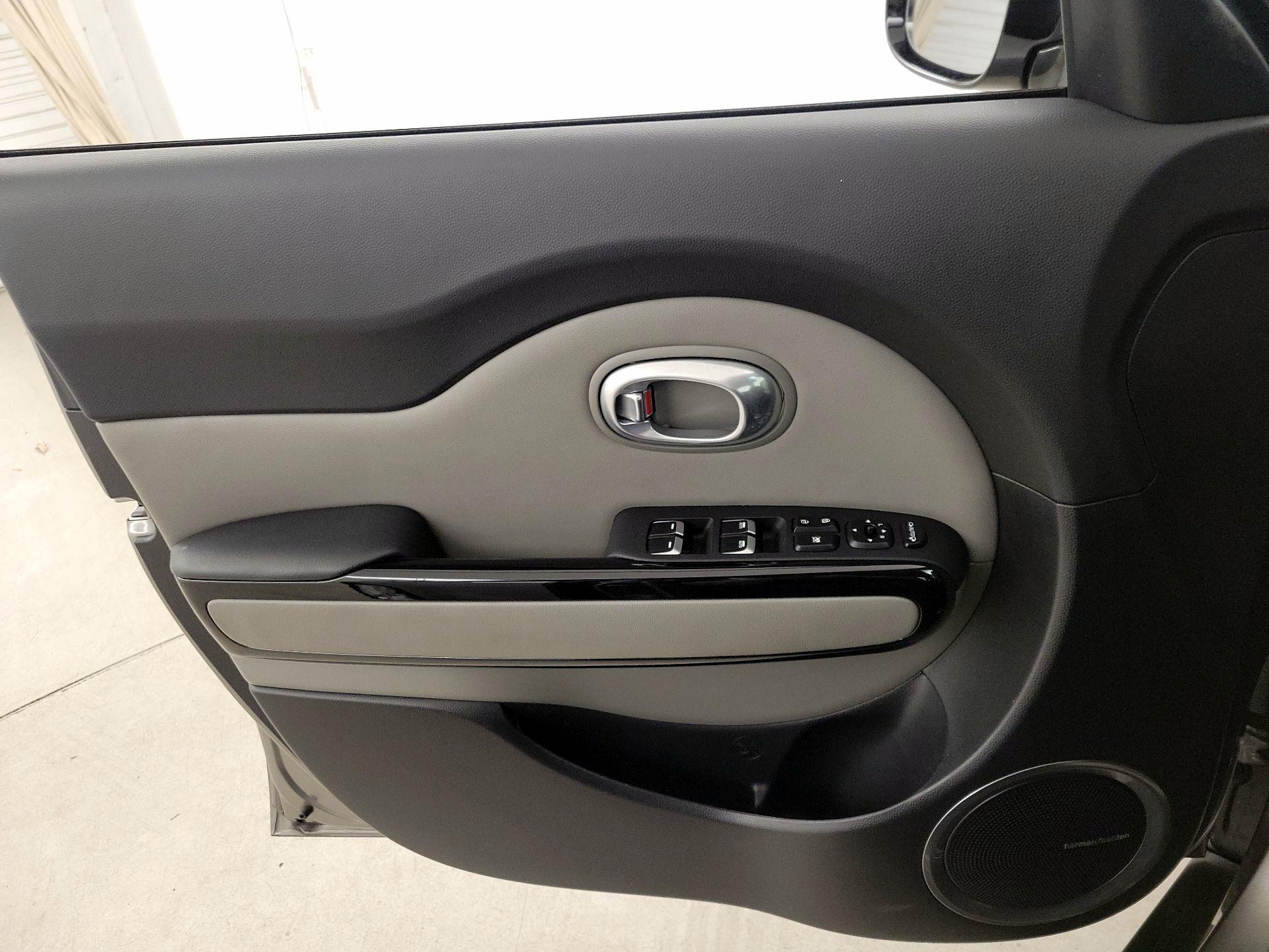 Thumbnail: 2017 Kia Soul - 12