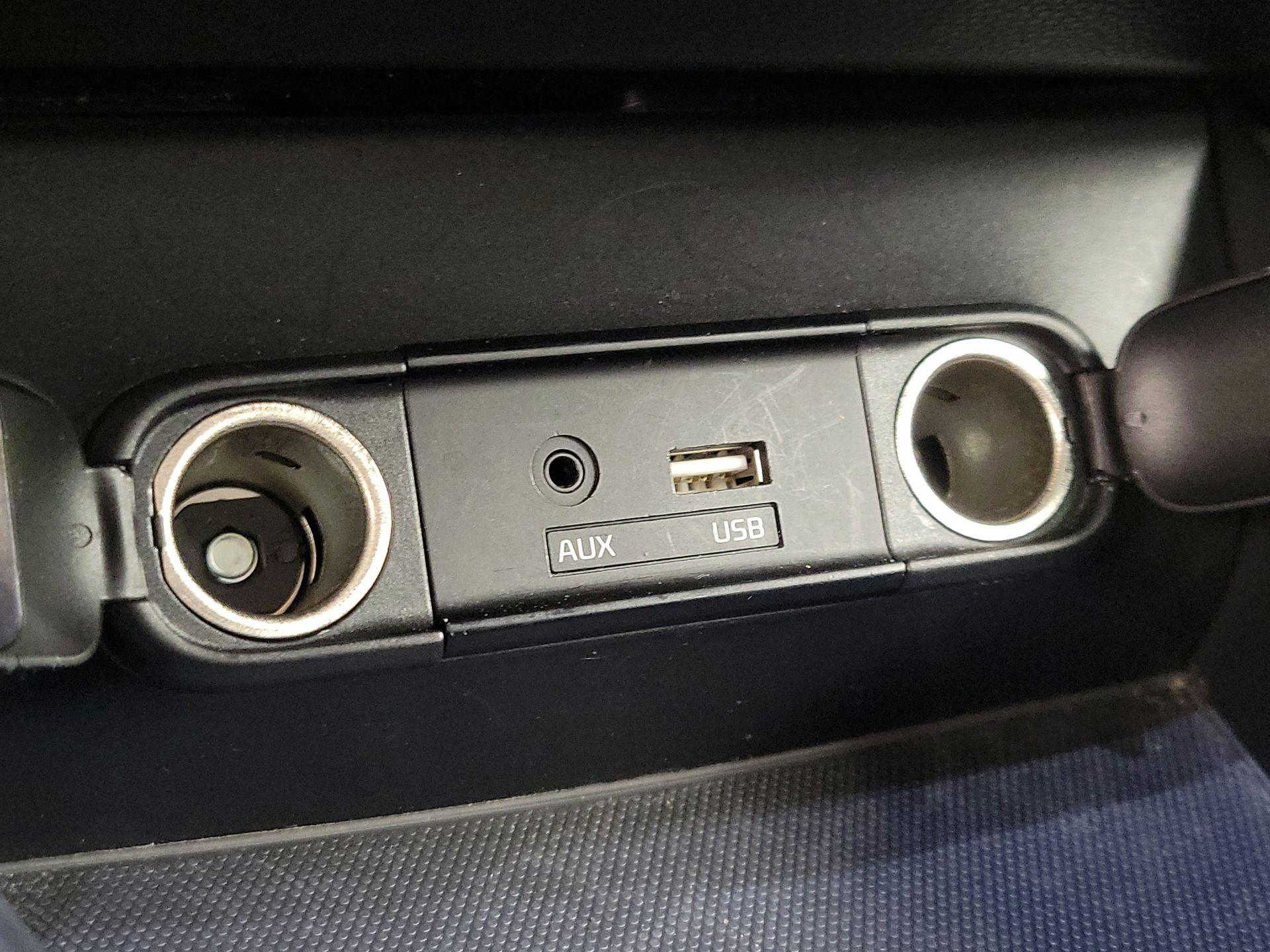 Thumbnail: 2017 Kia Soul - 19