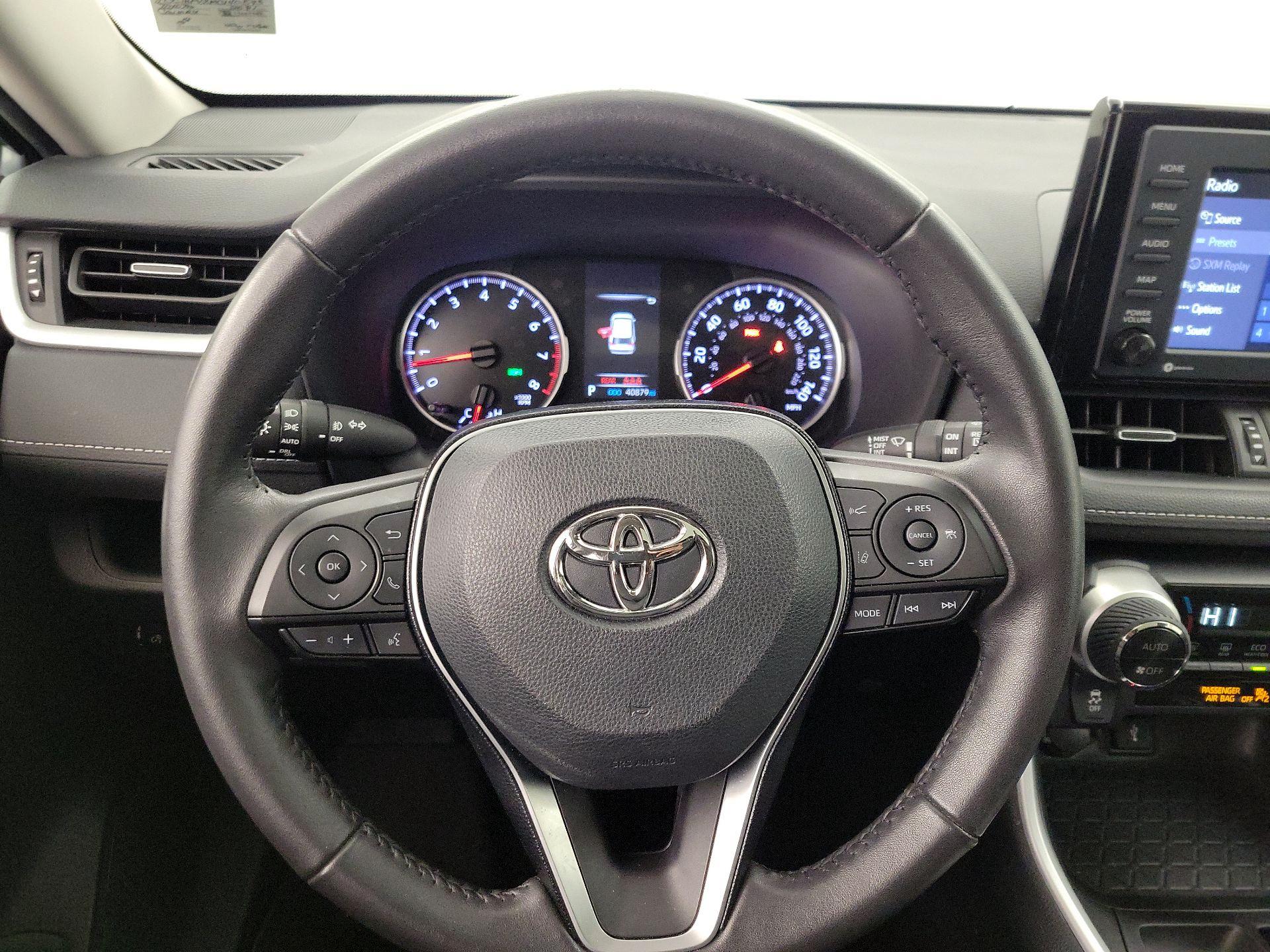 Thumbnail: 2021 Toyota RAV4 - 10