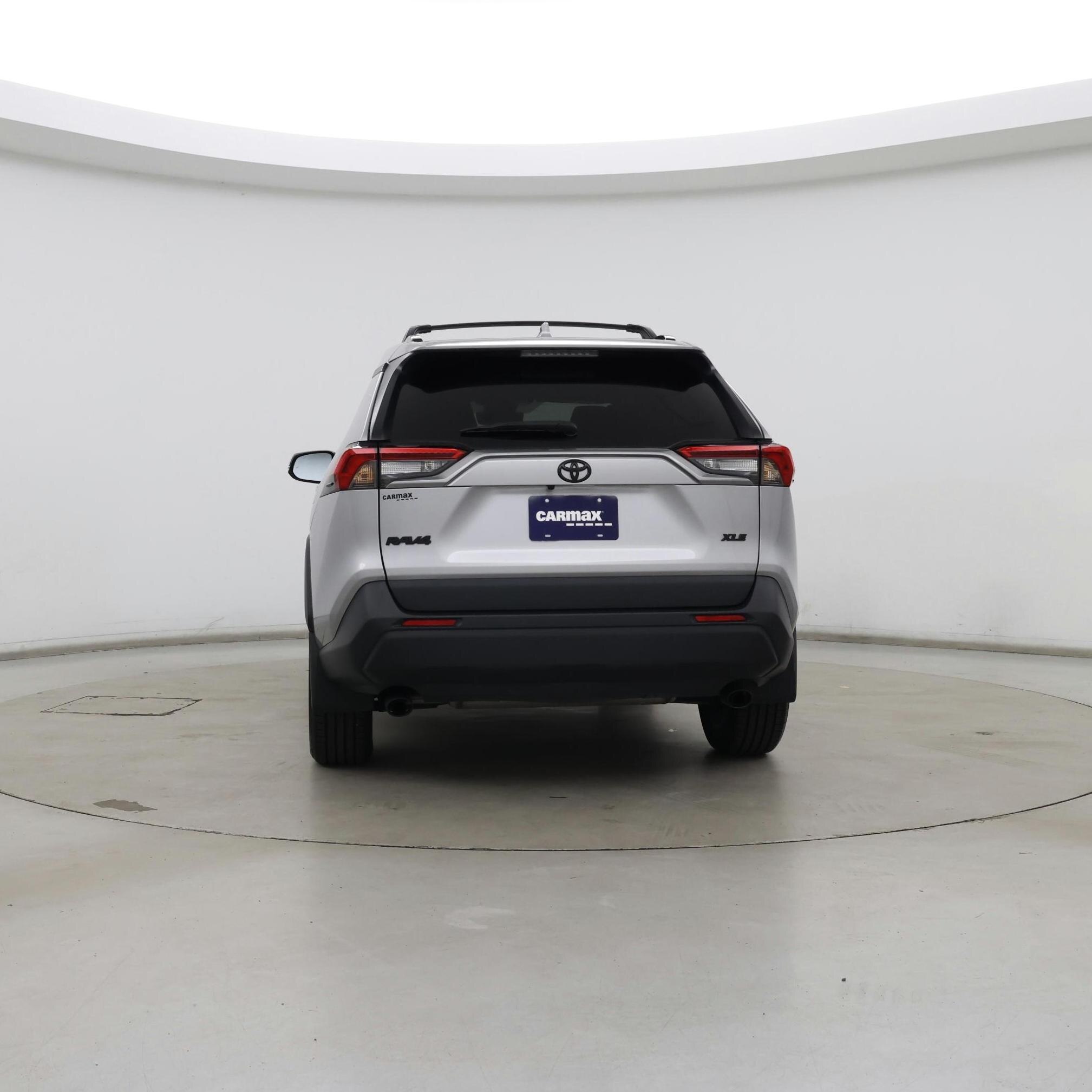 Thumbnail: 2021 Toyota RAV4 - 6