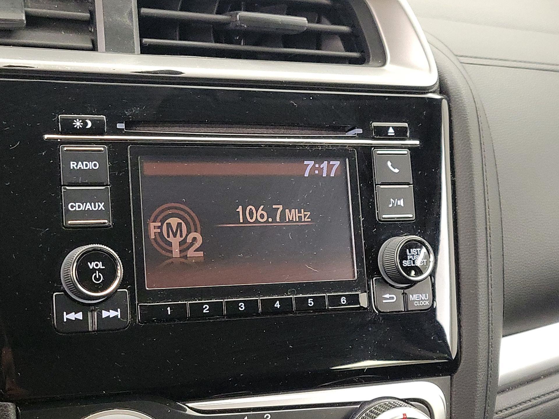 Thumbnail: 2016 Honda Fit - 15