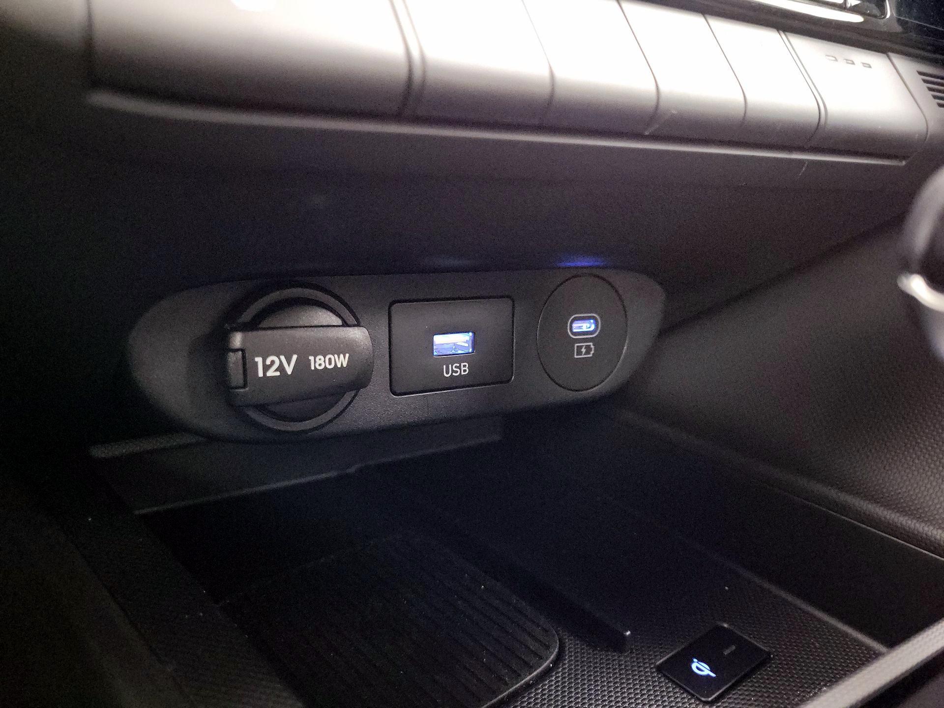 Thumbnail: 2025 Hyundai Elantra - 19