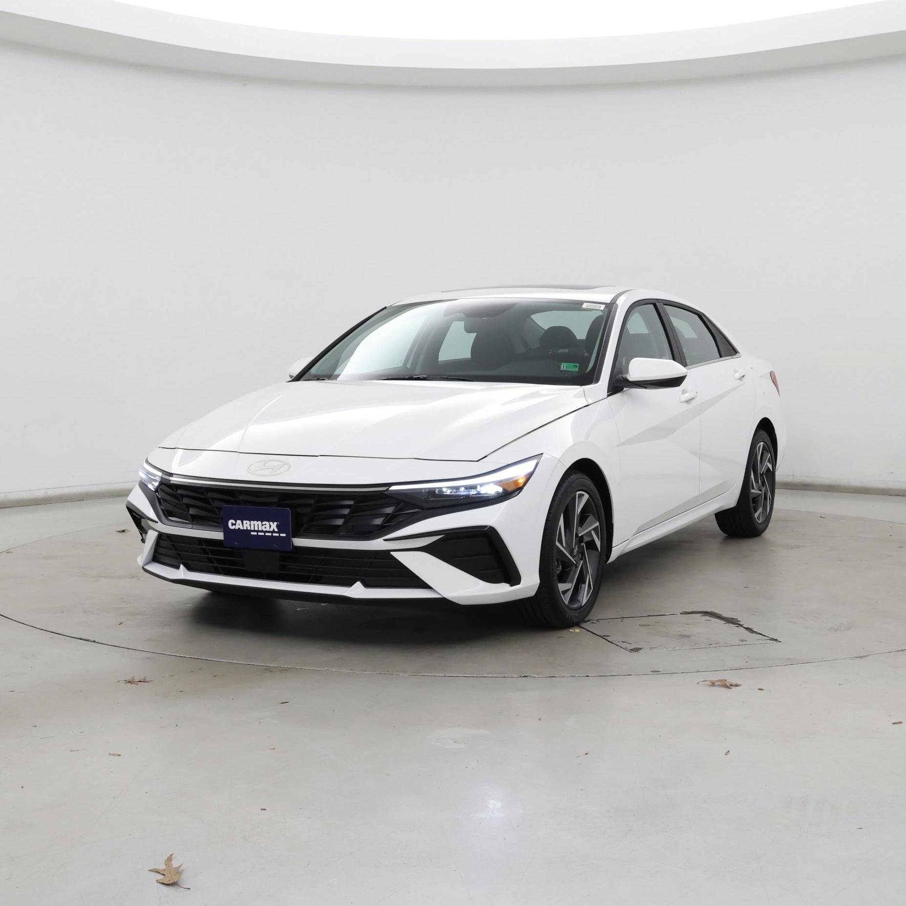 Thumbnail: 2025 Hyundai Elantra - 4