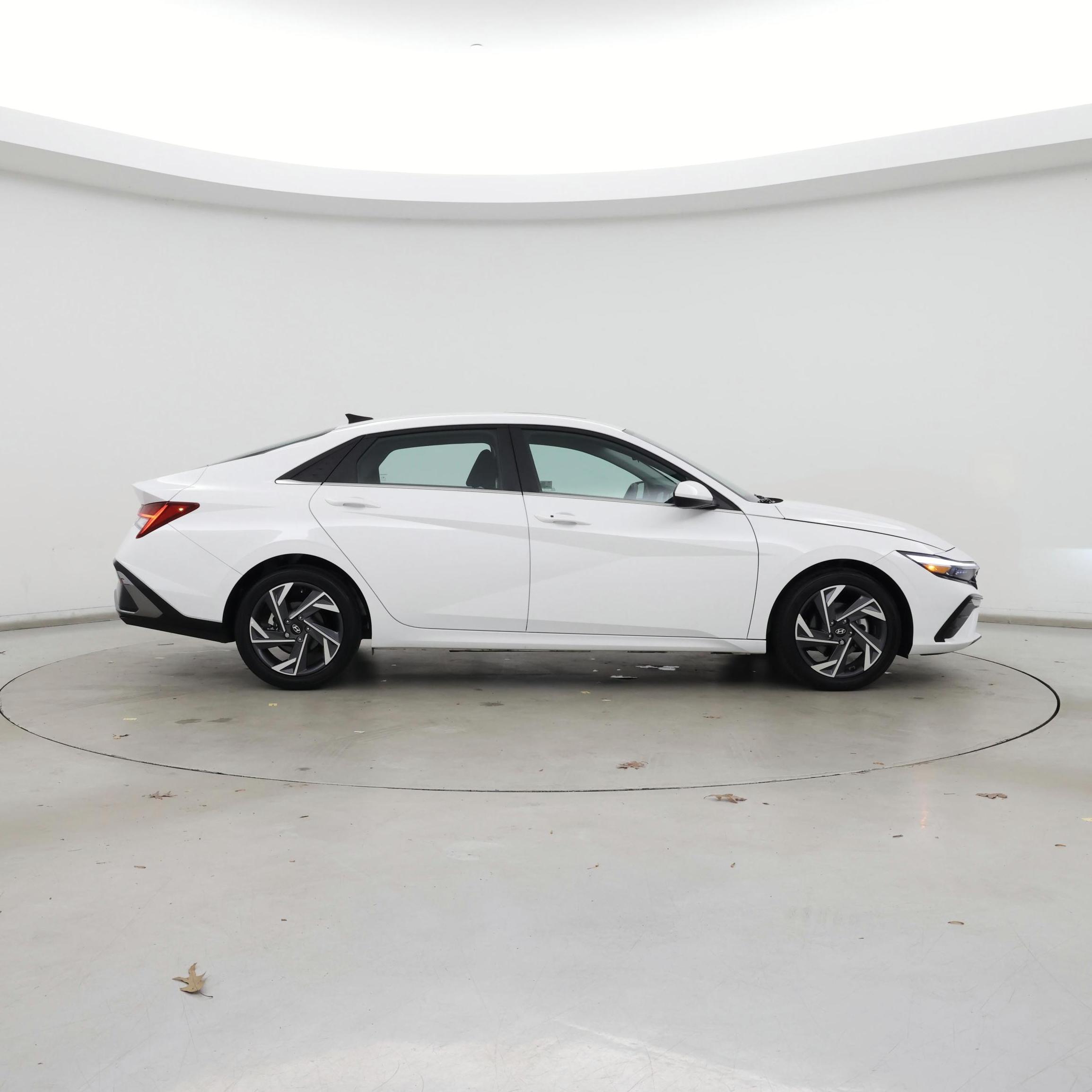 Thumbnail: 2025 Hyundai Elantra - 7