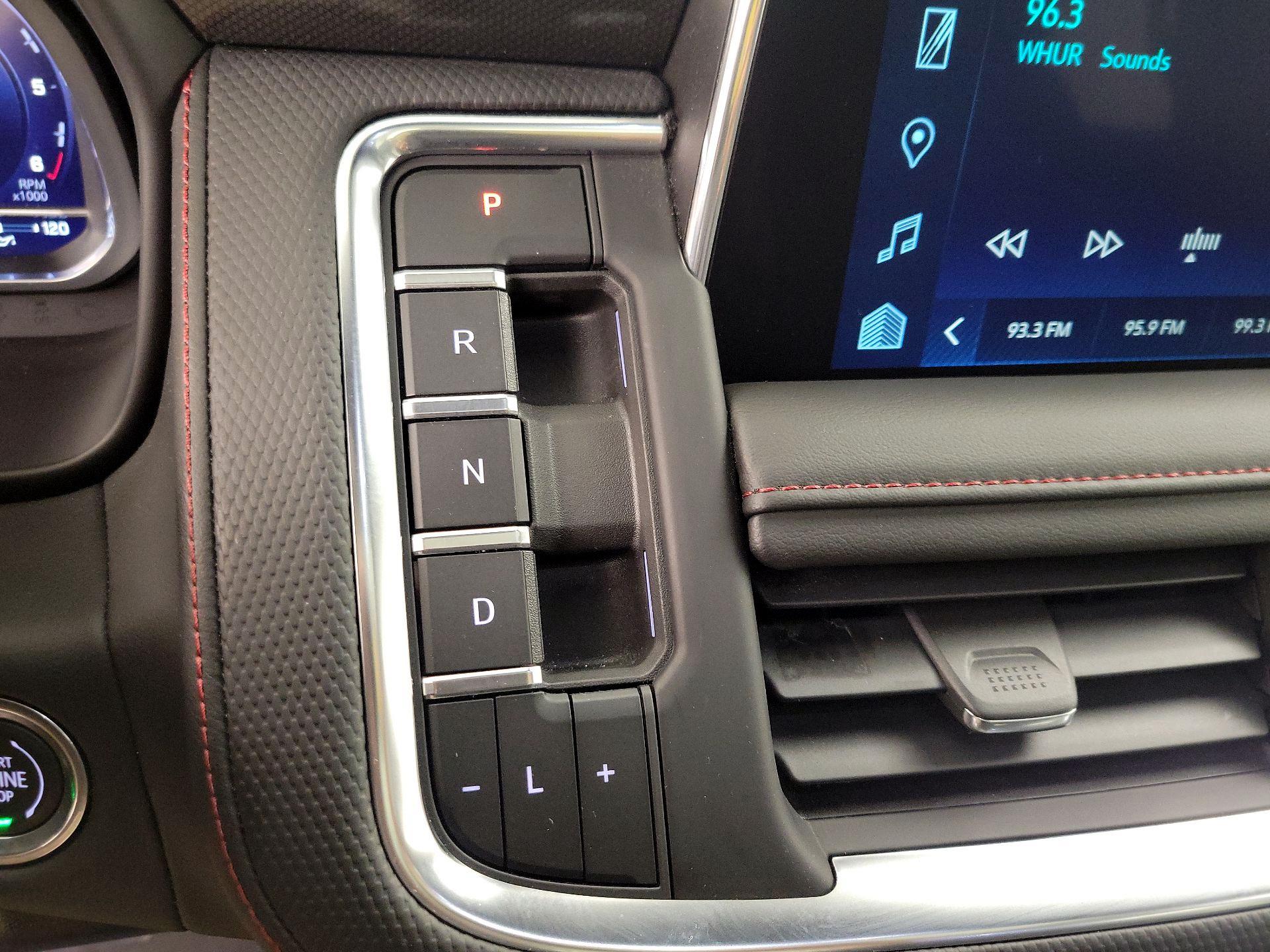 Thumbnail: 2023 Chevrolet Suburban - 17