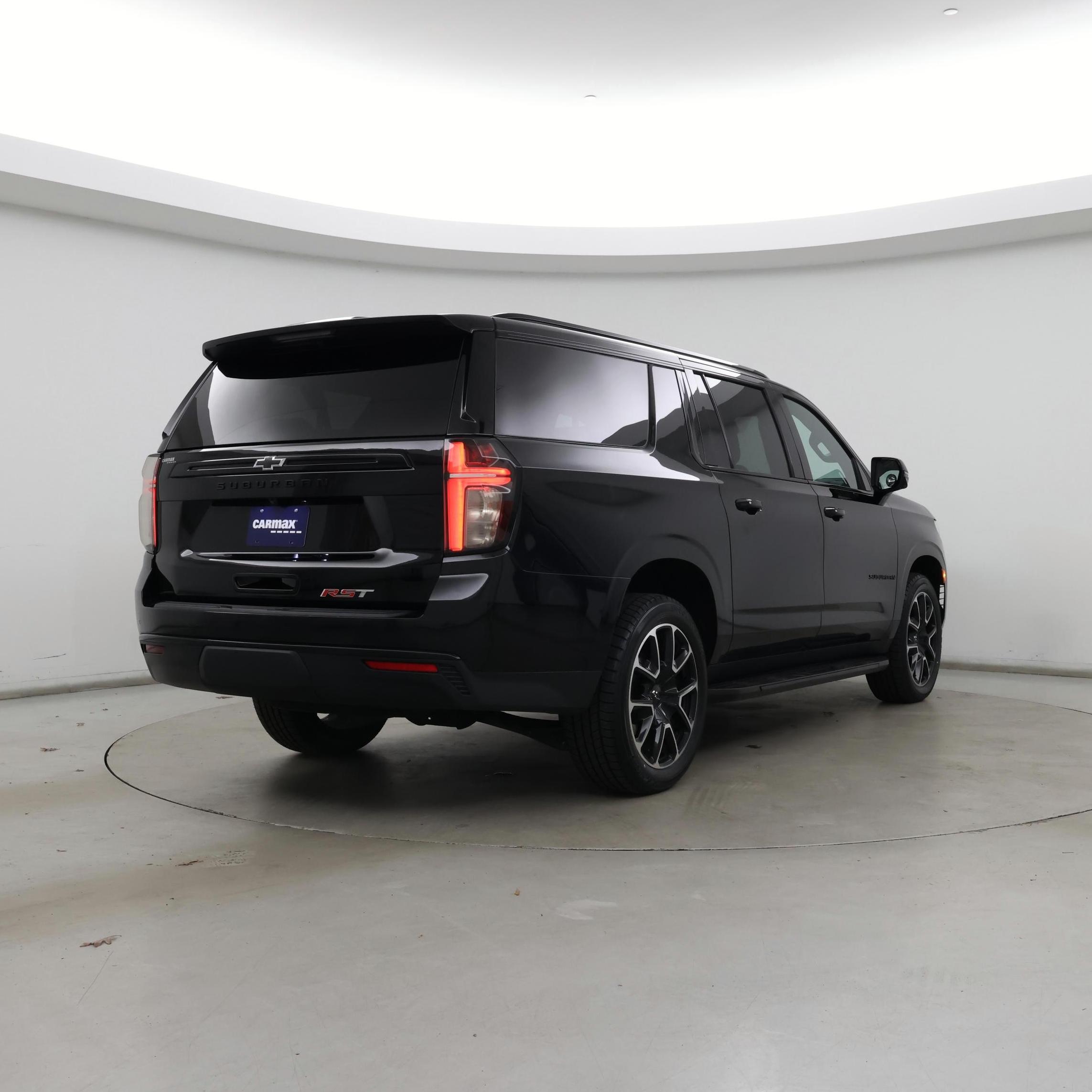 Thumbnail: 2023 Chevrolet Suburban - 8