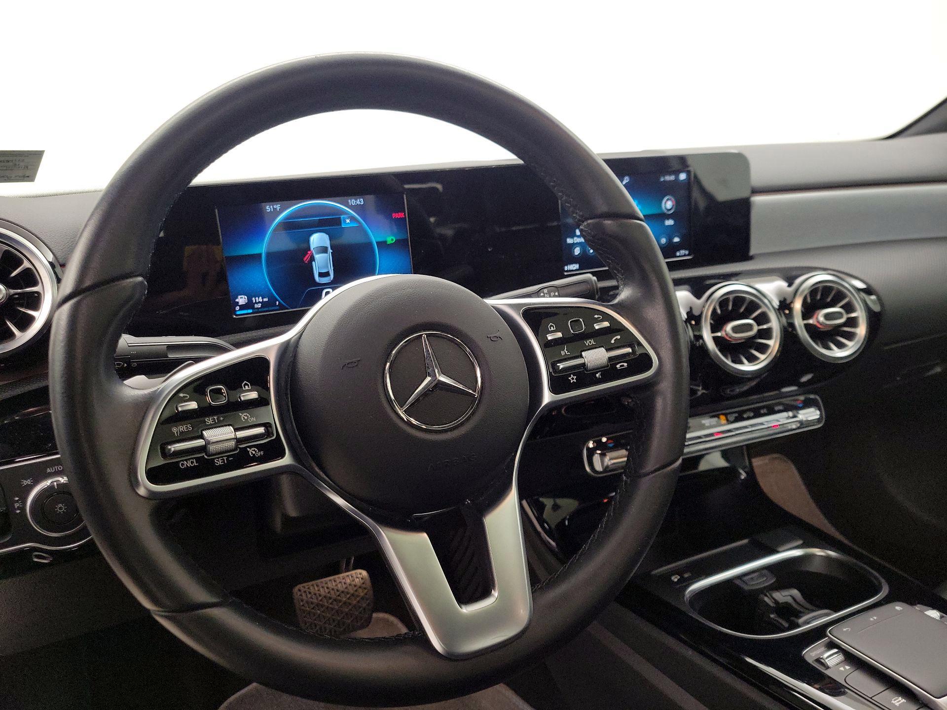 Thumbnail: 2021 Mercedes-Benz A-Class - 10