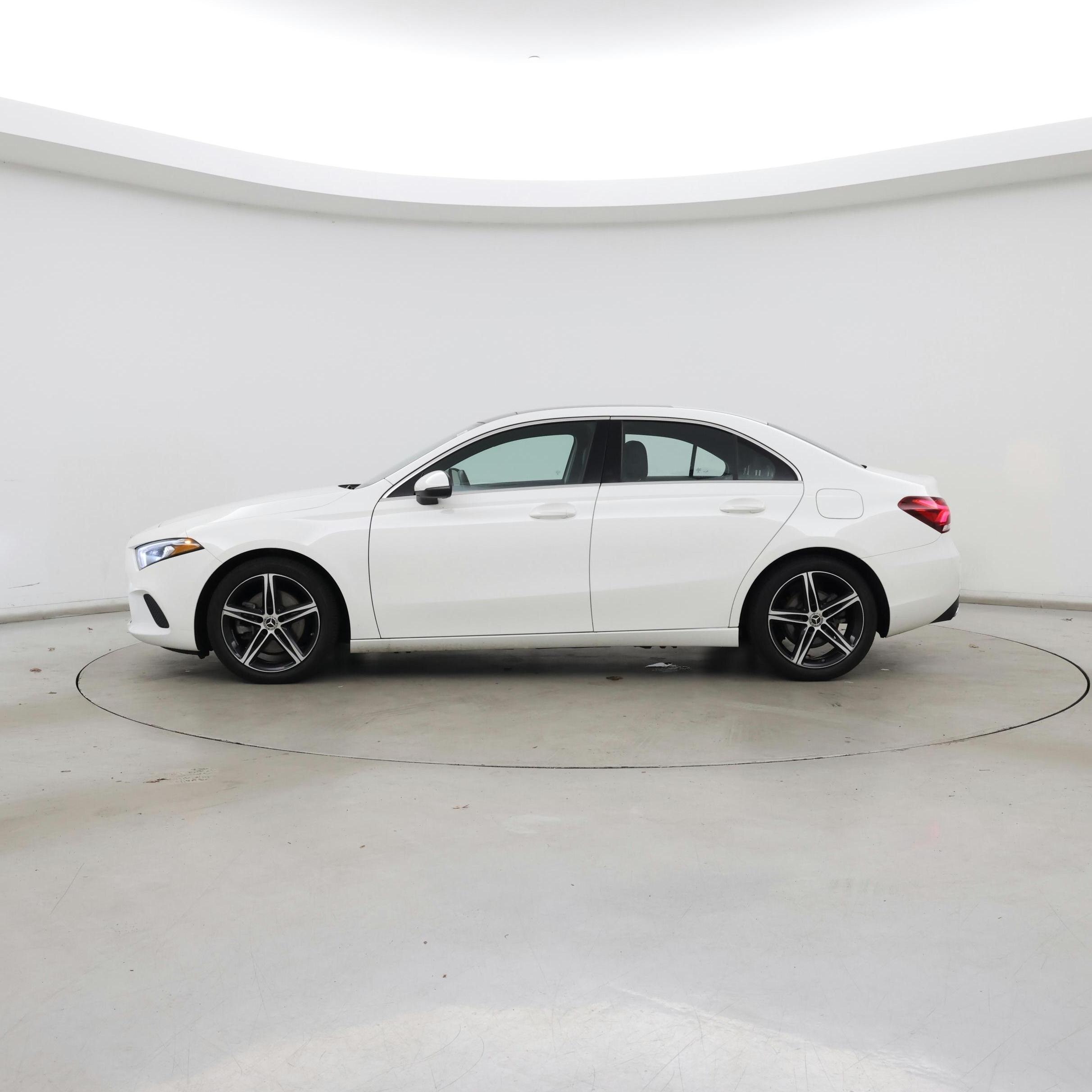 Thumbnail: 2021 Mercedes-Benz A-Class - 3