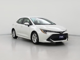 White 2020 Toyota Corolla Hatchback SE