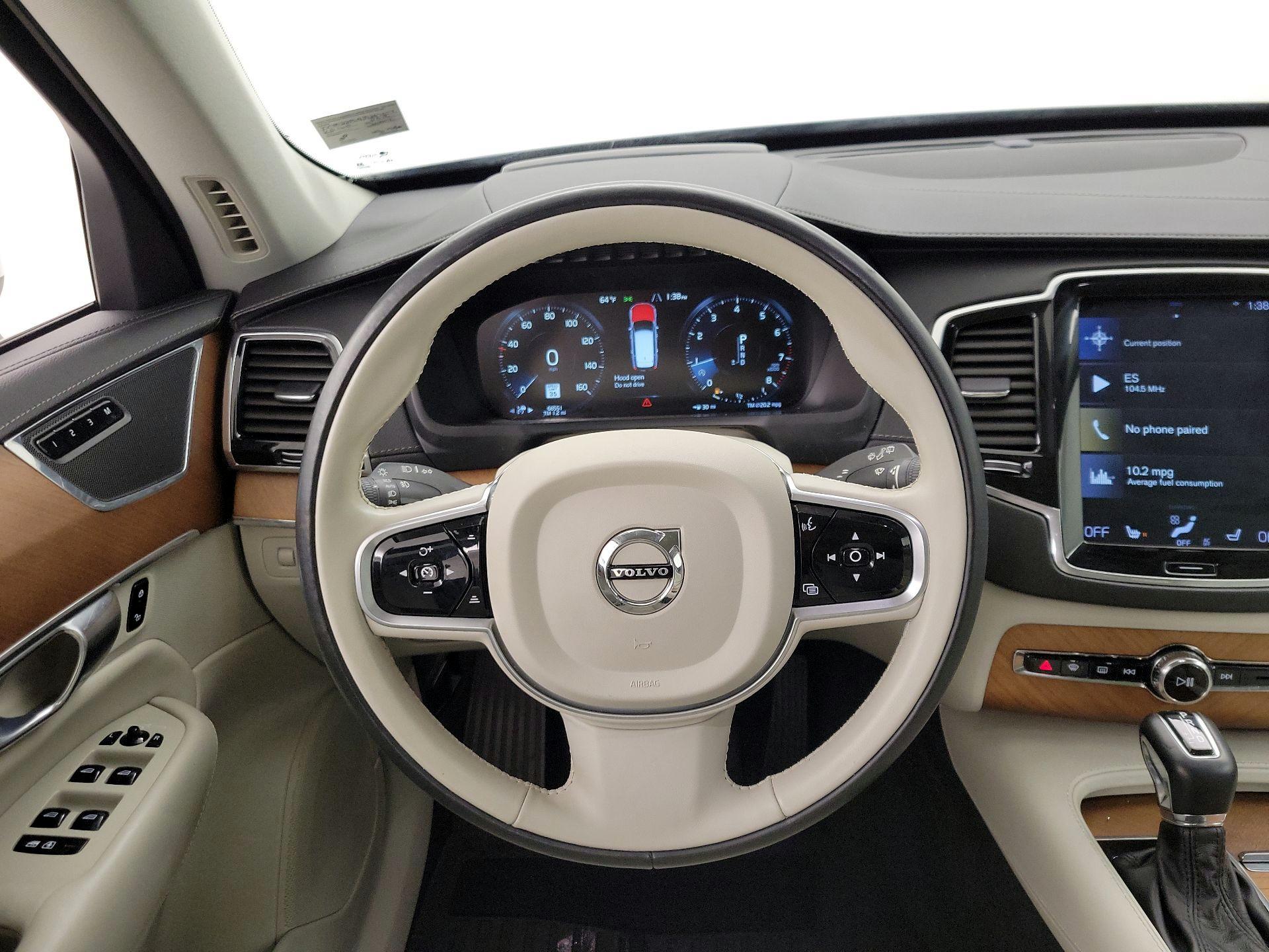 Thumbnail: 2018 Volvo XC90 - 10