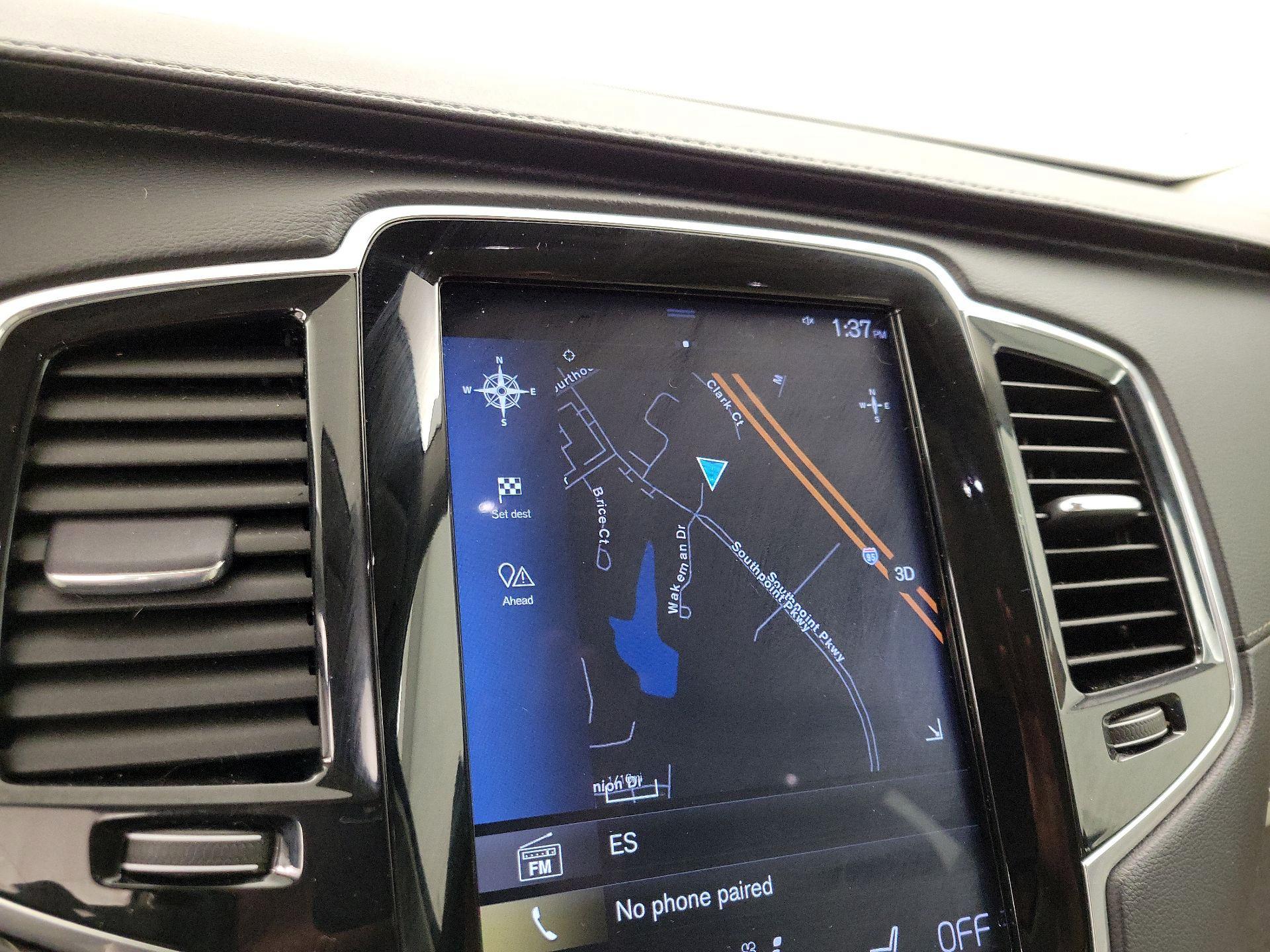 Thumbnail: 2018 Volvo XC90 - 14