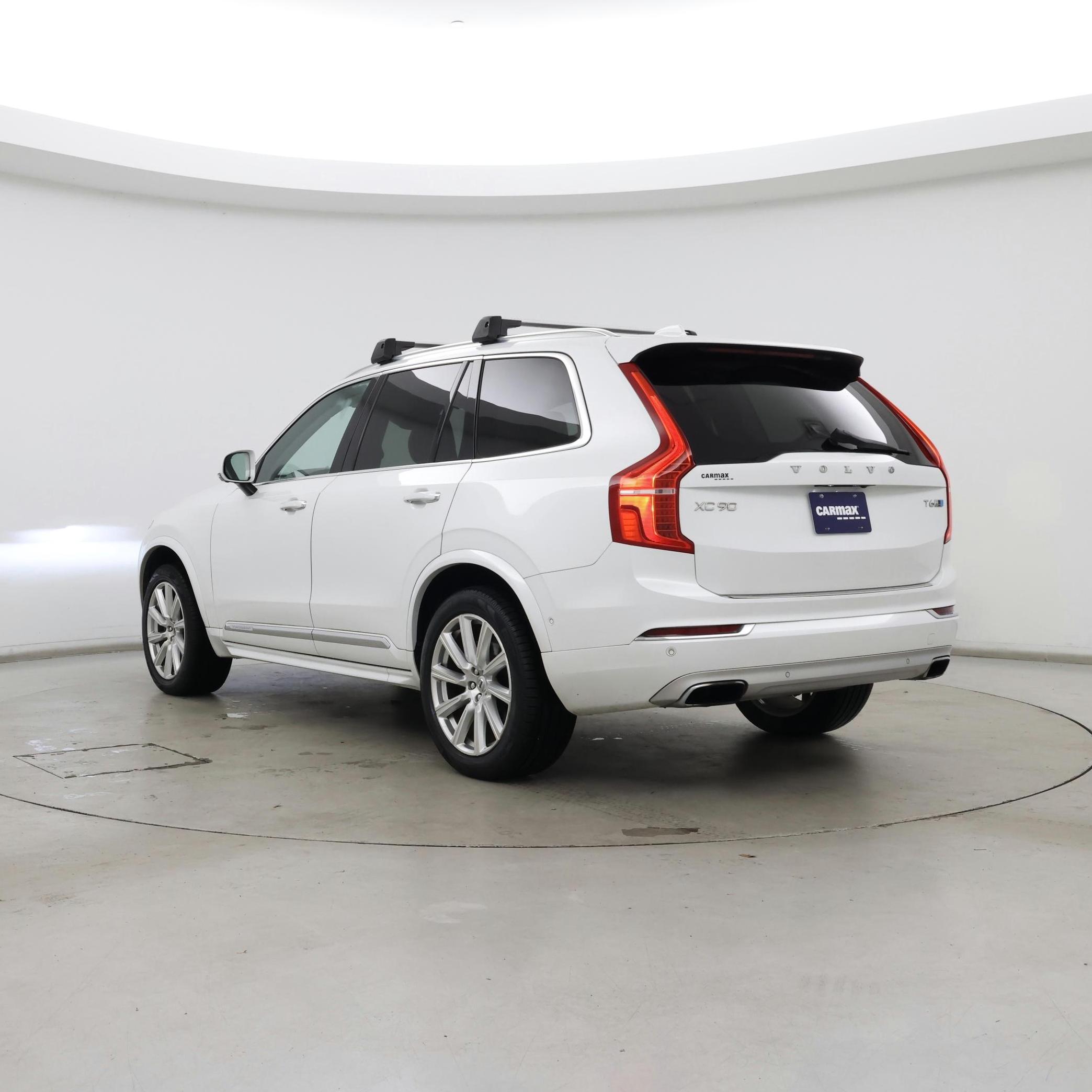 Thumbnail: 2018 Volvo XC90 - 2