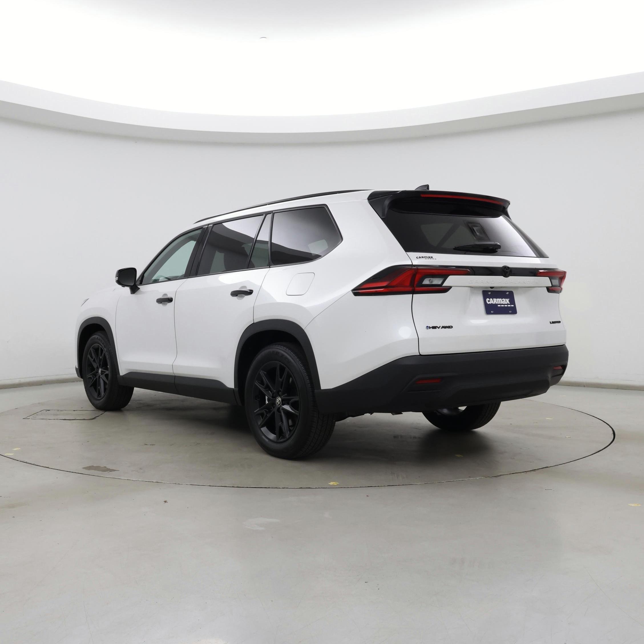 Thumbnail: 2026 Toyota Highlander - 2