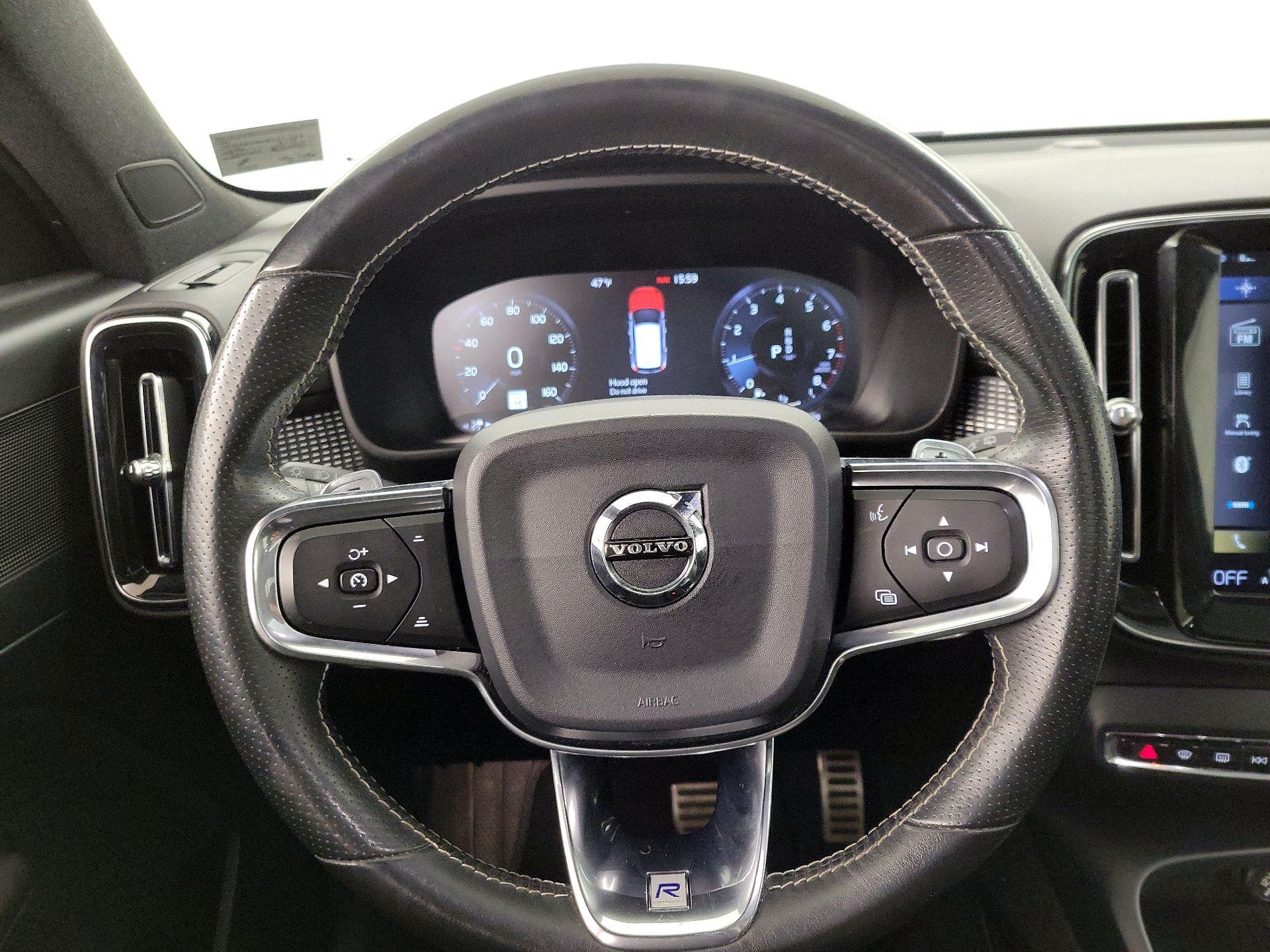 Thumbnail: 2019 Volvo XC40 - 10