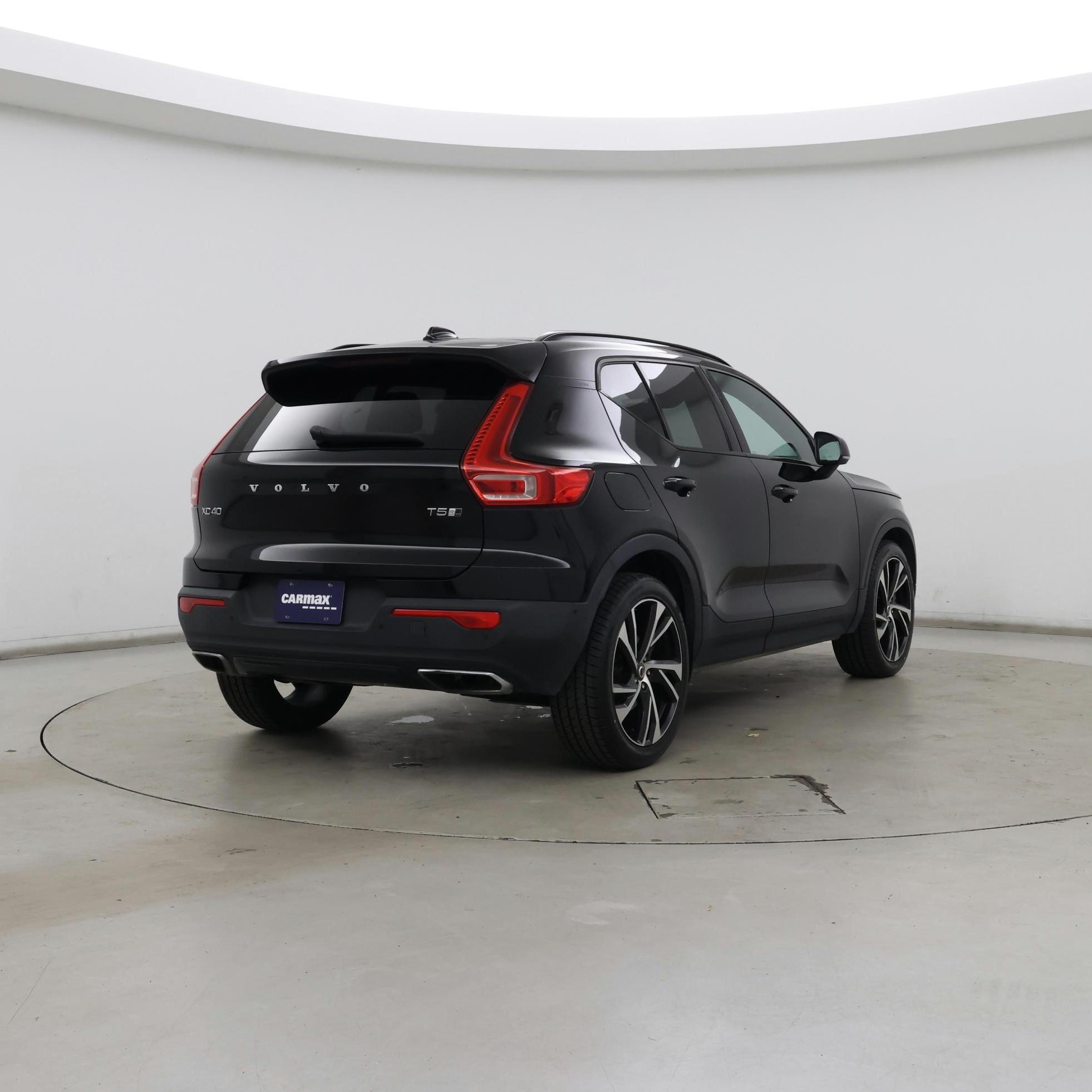Thumbnail: 2019 Volvo XC40 - 8