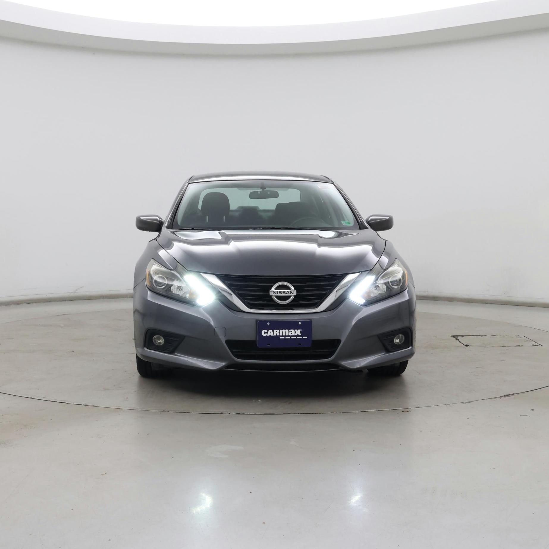 Thumbnail: 2016 Nissan Altima - 5