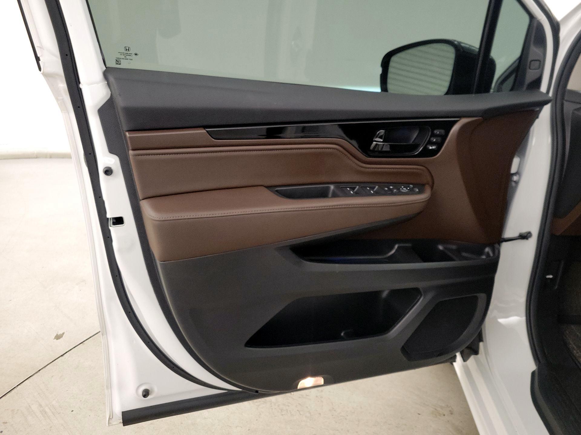 Thumbnail: 2025 Honda Odyssey - 12