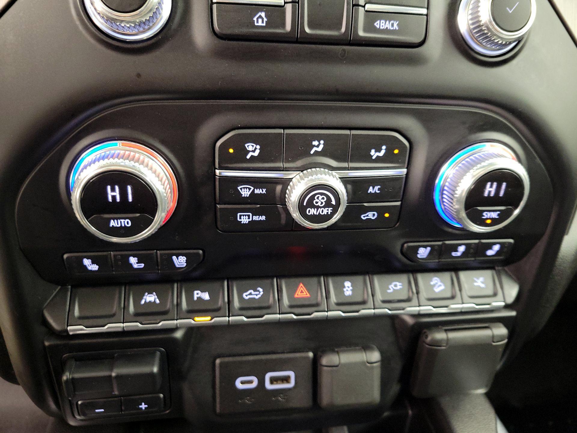 Thumbnail: 2022 GMC Sierra 1500 - 17