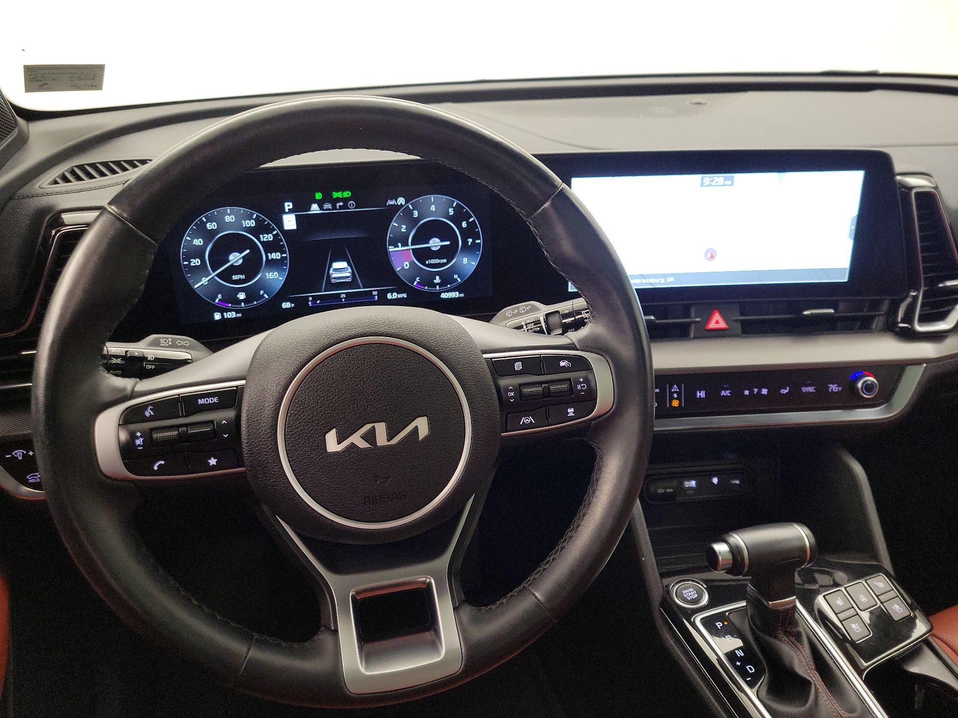 Thumbnail: 2023 Kia Sportage - 10