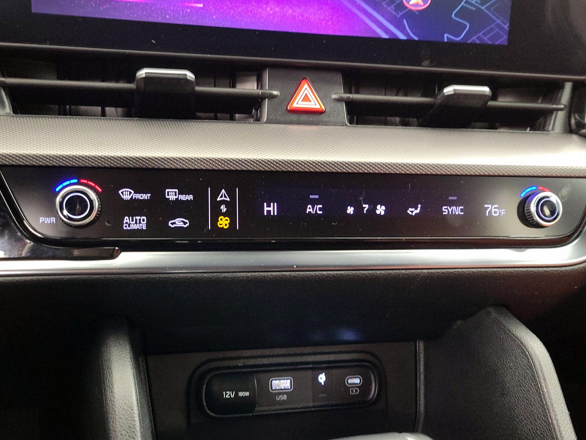 Thumbnail: 2023 Kia Sportage - 17