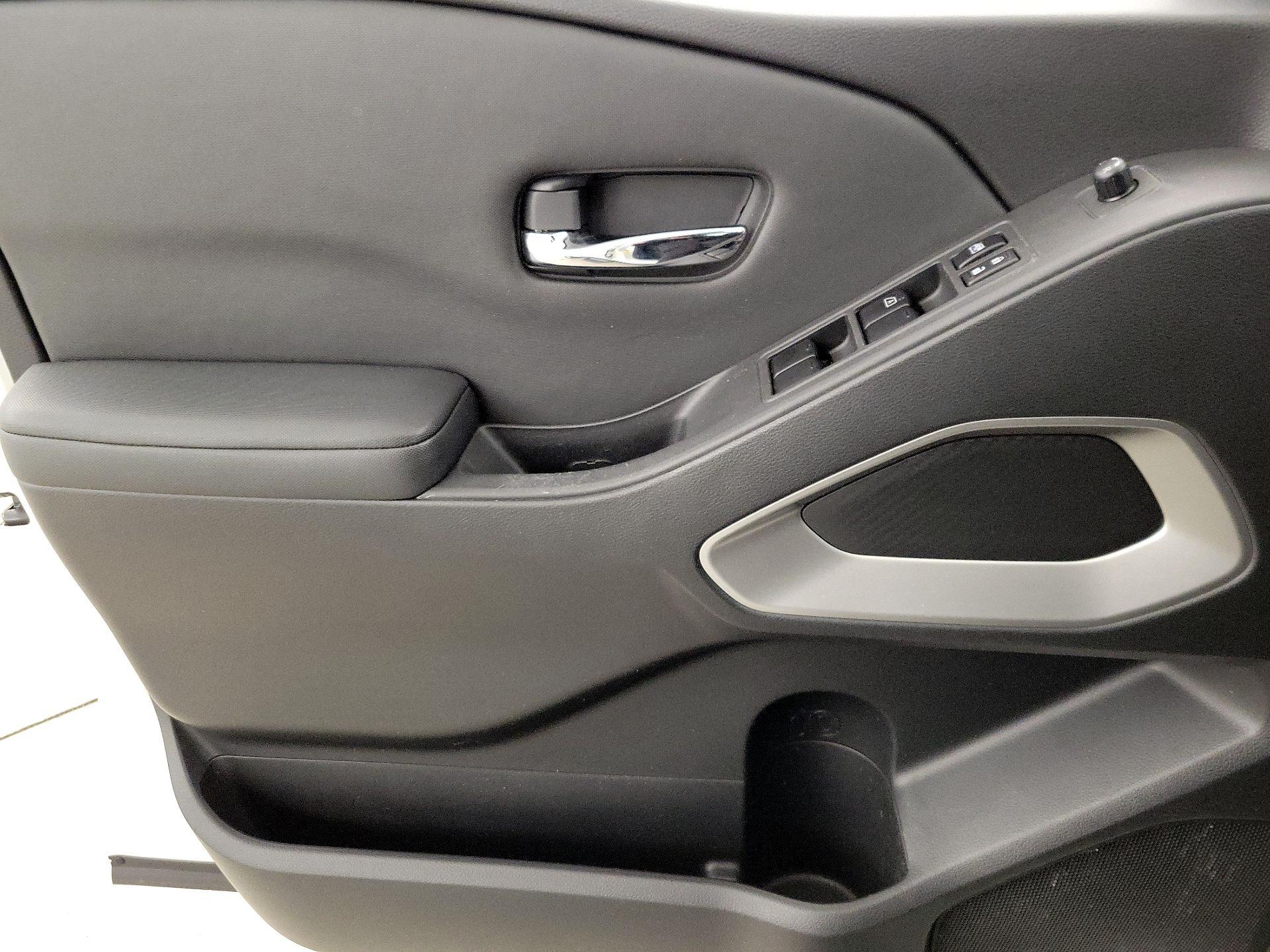 Thumbnail: 2022 Nissan Frontier - 12