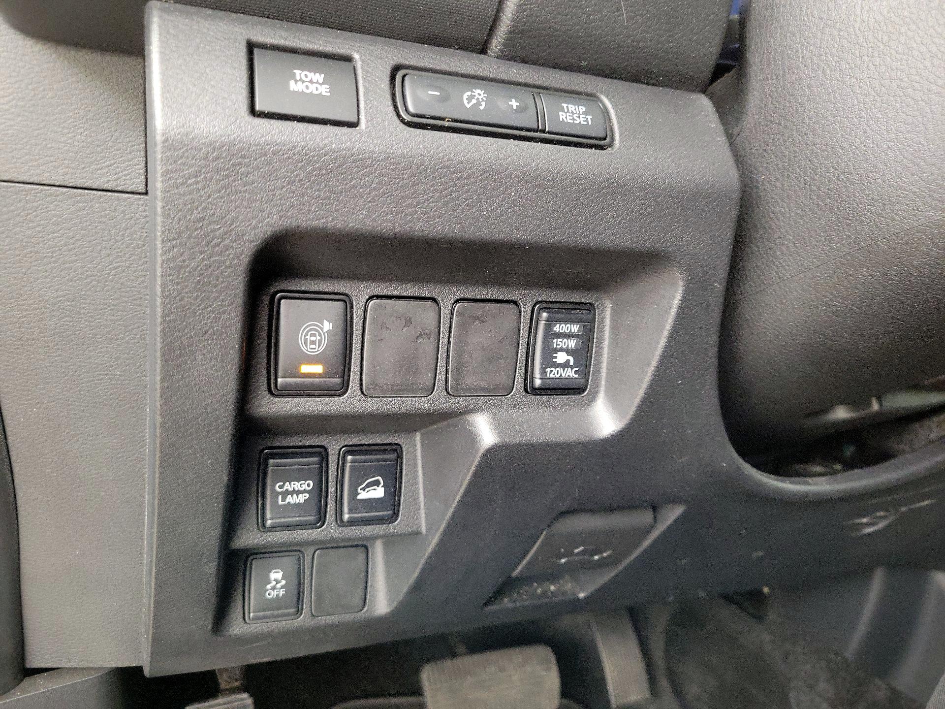 Thumbnail: 2022 Nissan Frontier - 13