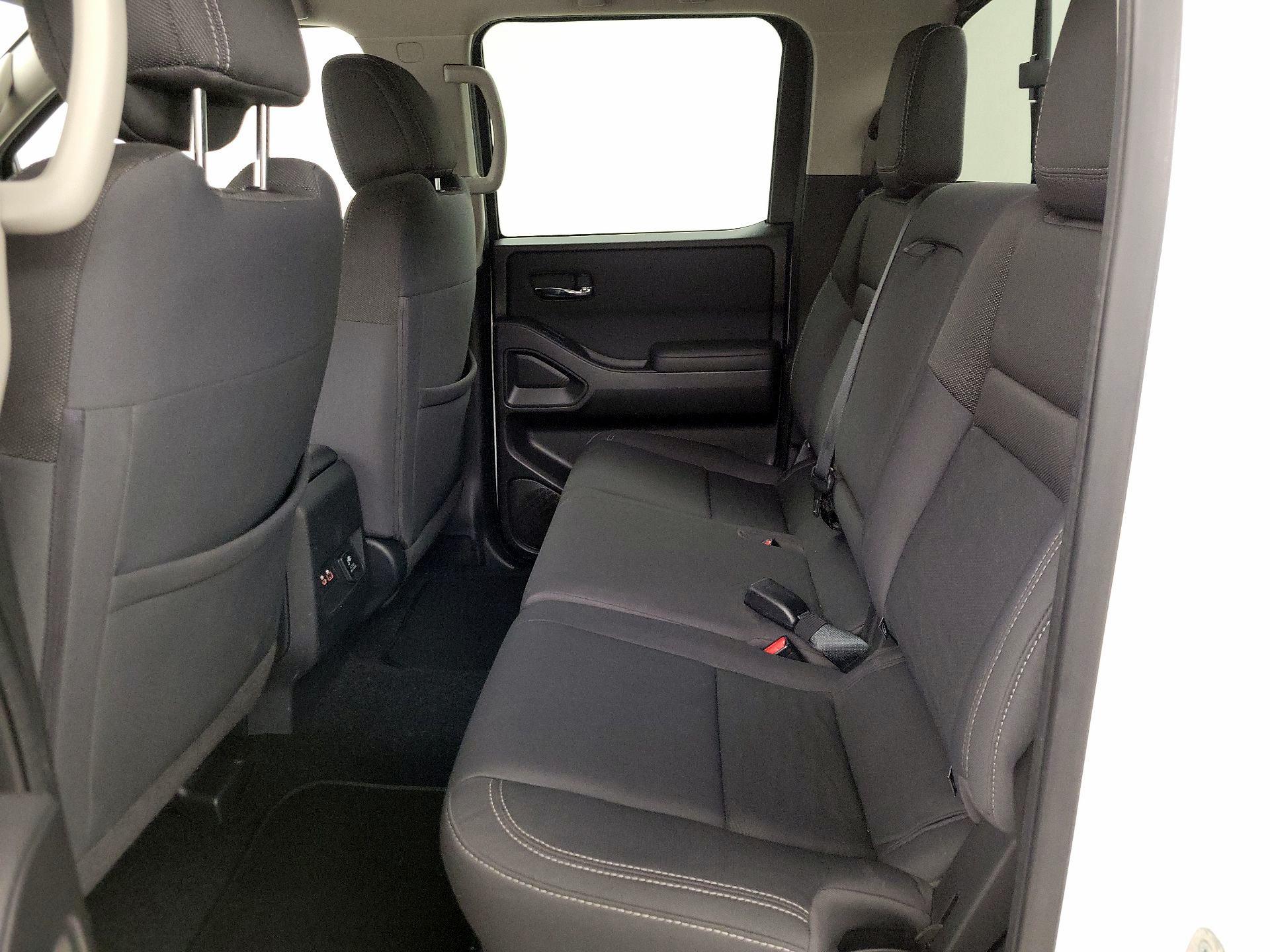 Thumbnail: 2022 Nissan Frontier - 19