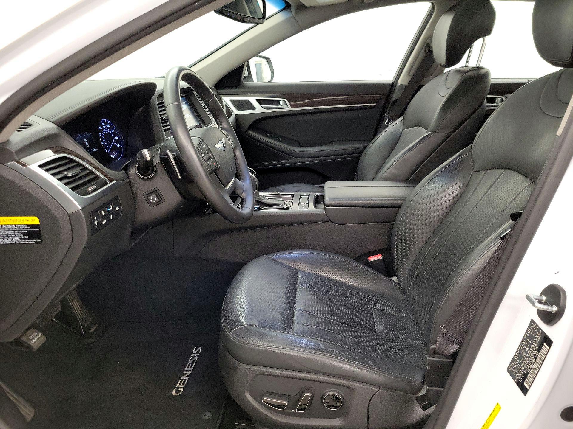 Thumbnail: 2016 Hyundai Genesis - 11