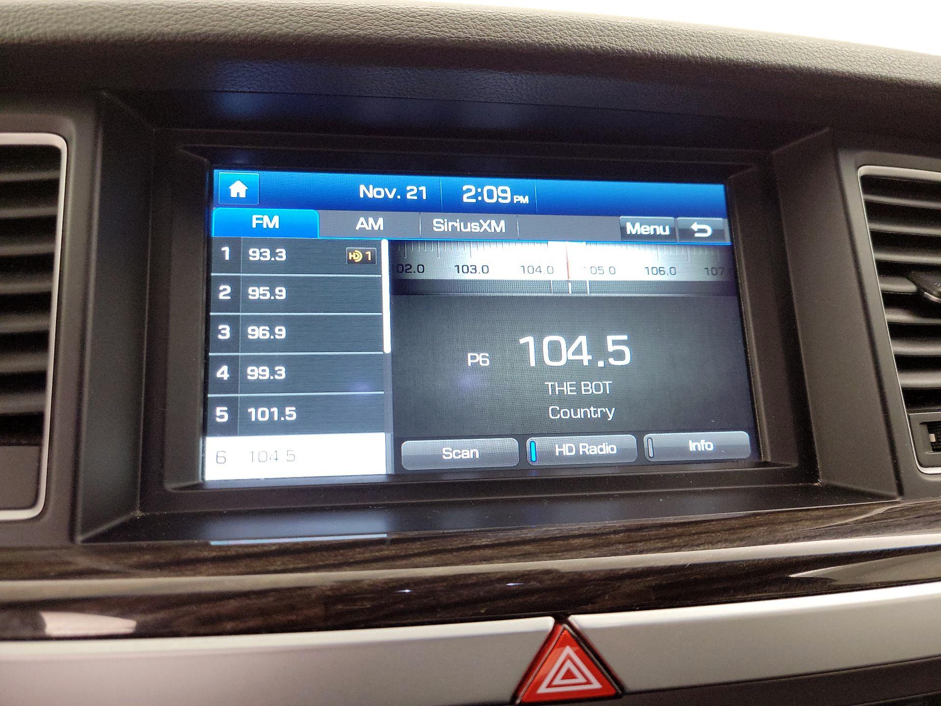 Thumbnail: 2016 Hyundai Genesis - 16