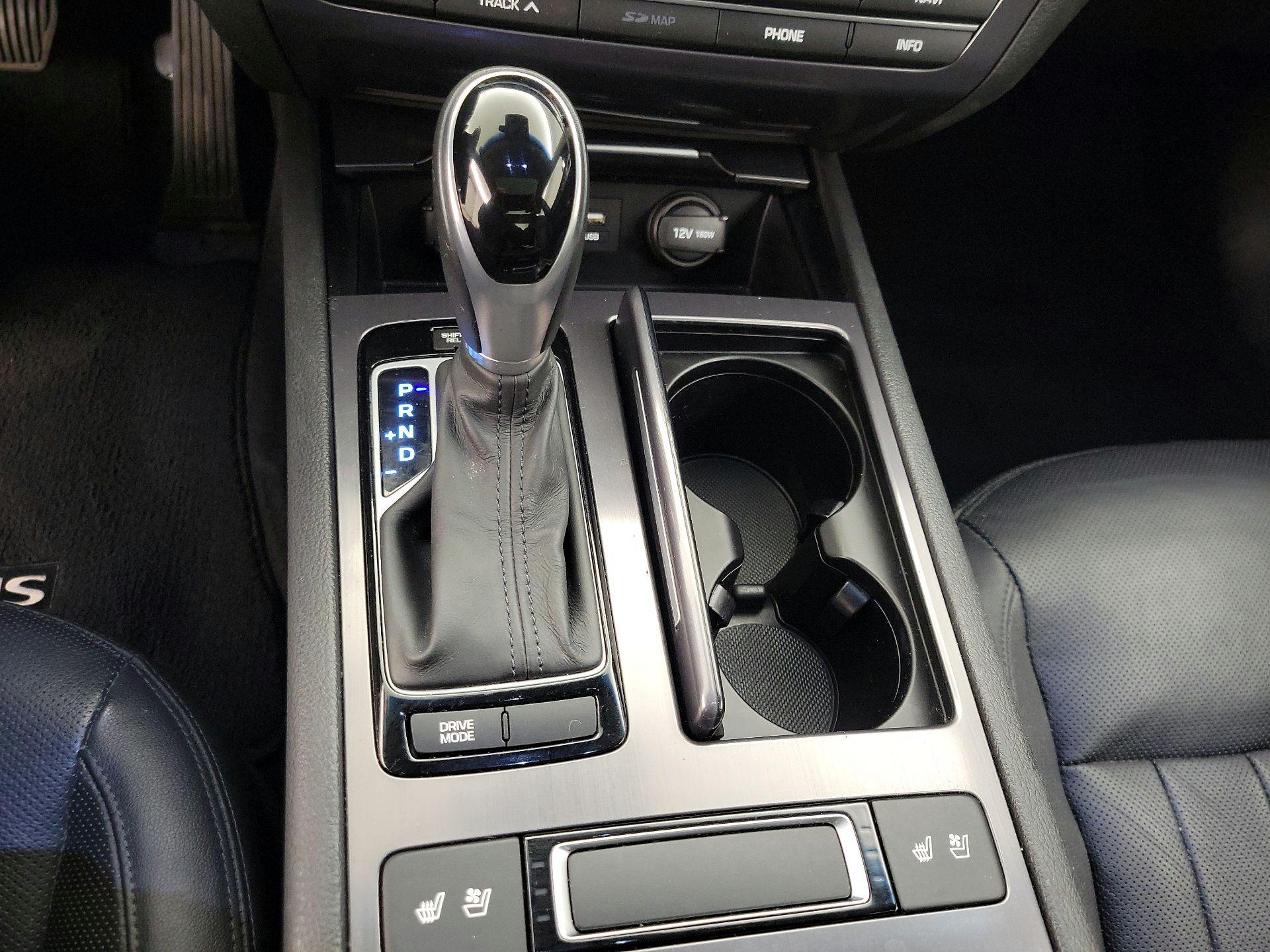 Thumbnail: 2016 Hyundai Genesis - 18