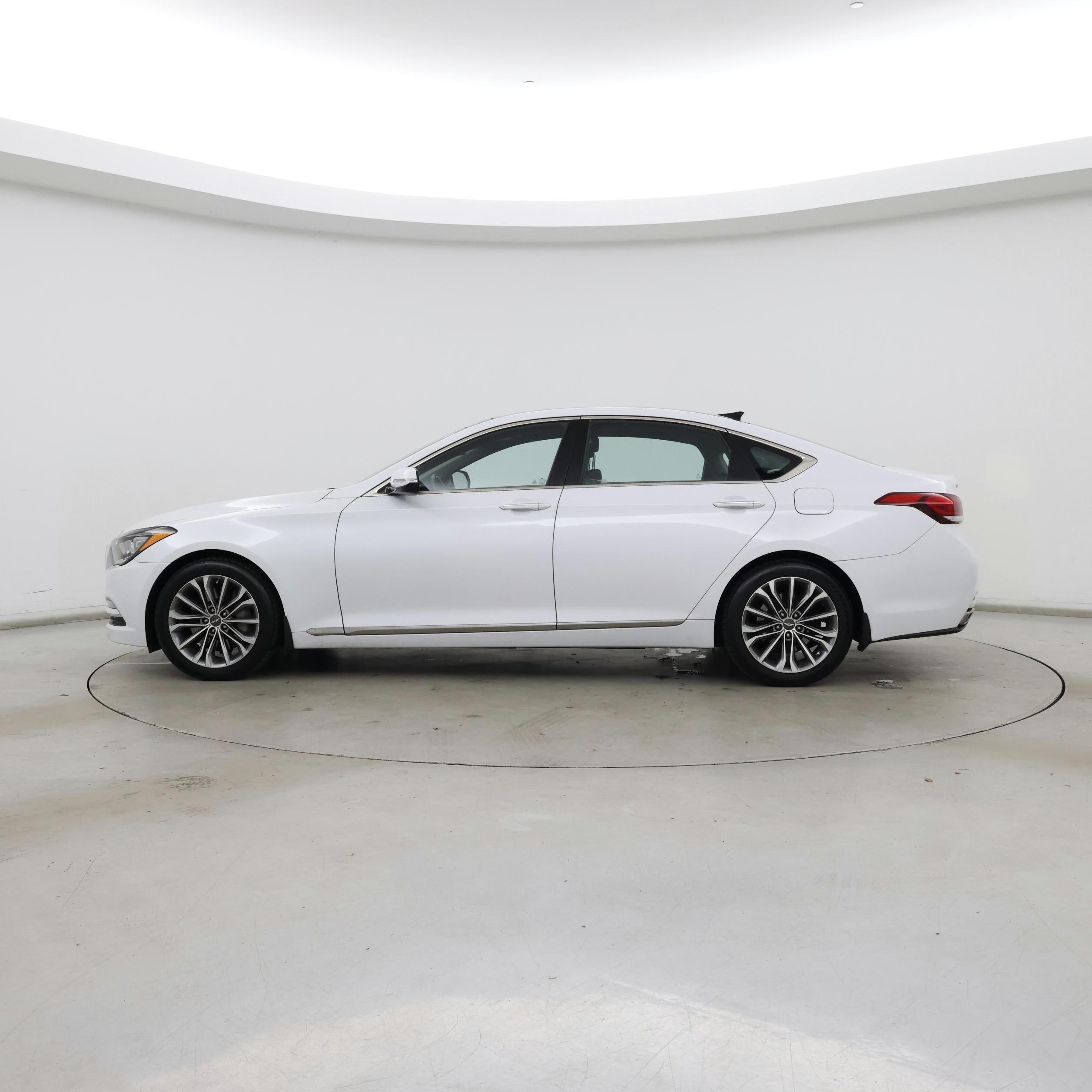 Thumbnail: 2016 Hyundai Genesis - 3