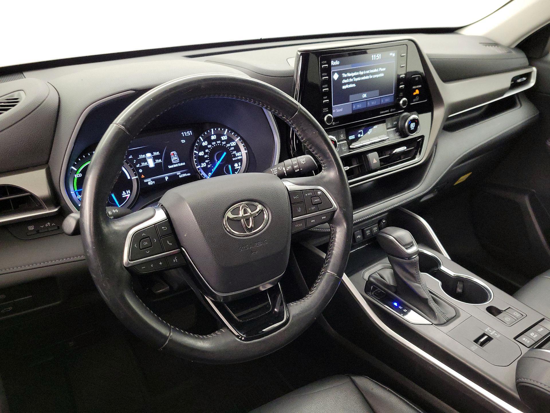 Thumbnail: 2020 Toyota Highlander - 9