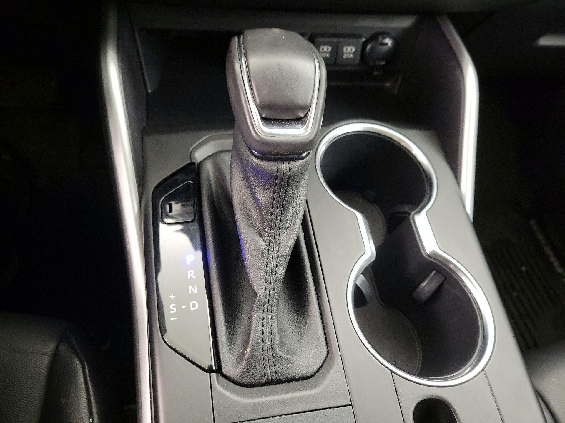 Thumbnail: 2020 Toyota Highlander - 17