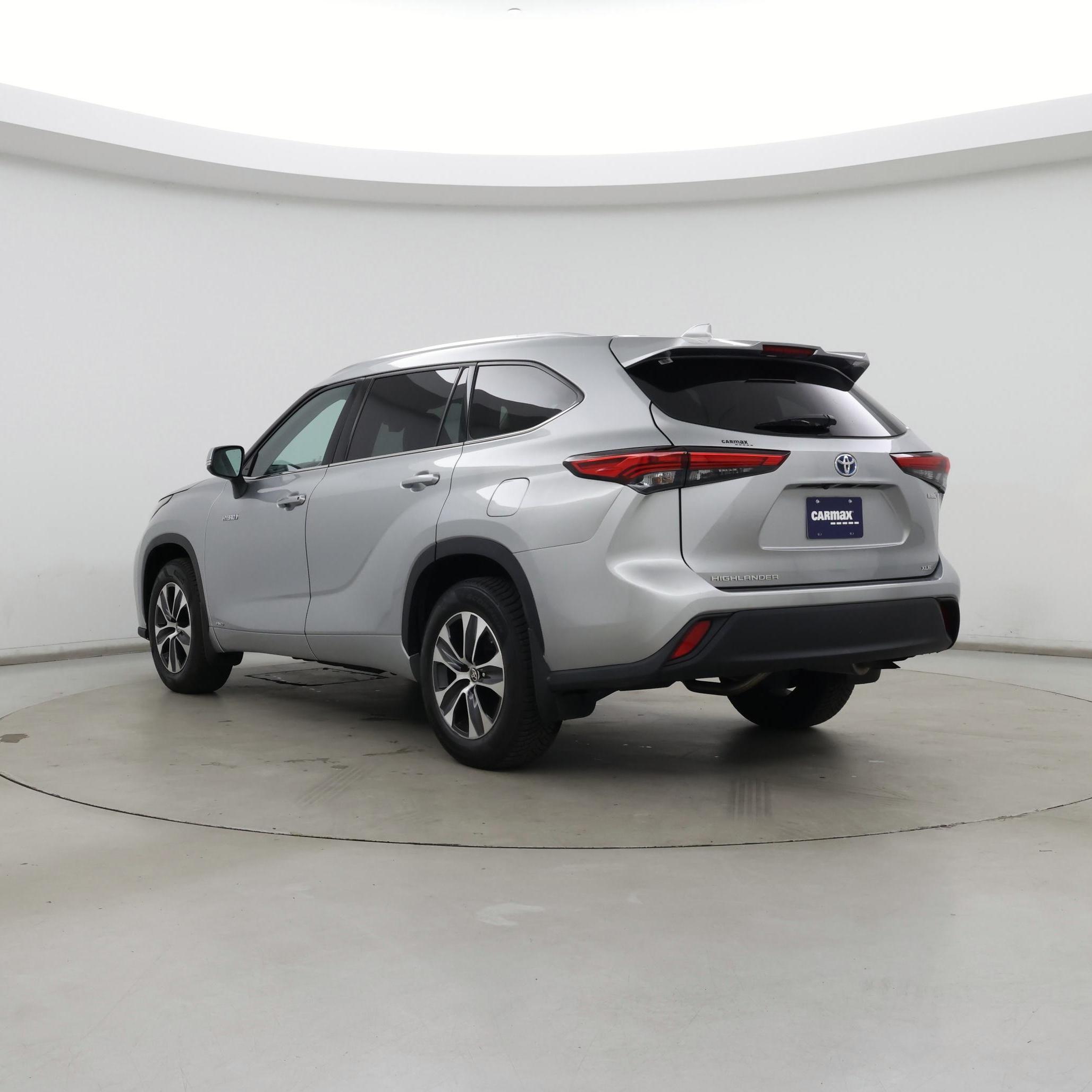 Thumbnail: 2020 Toyota Highlander - 2