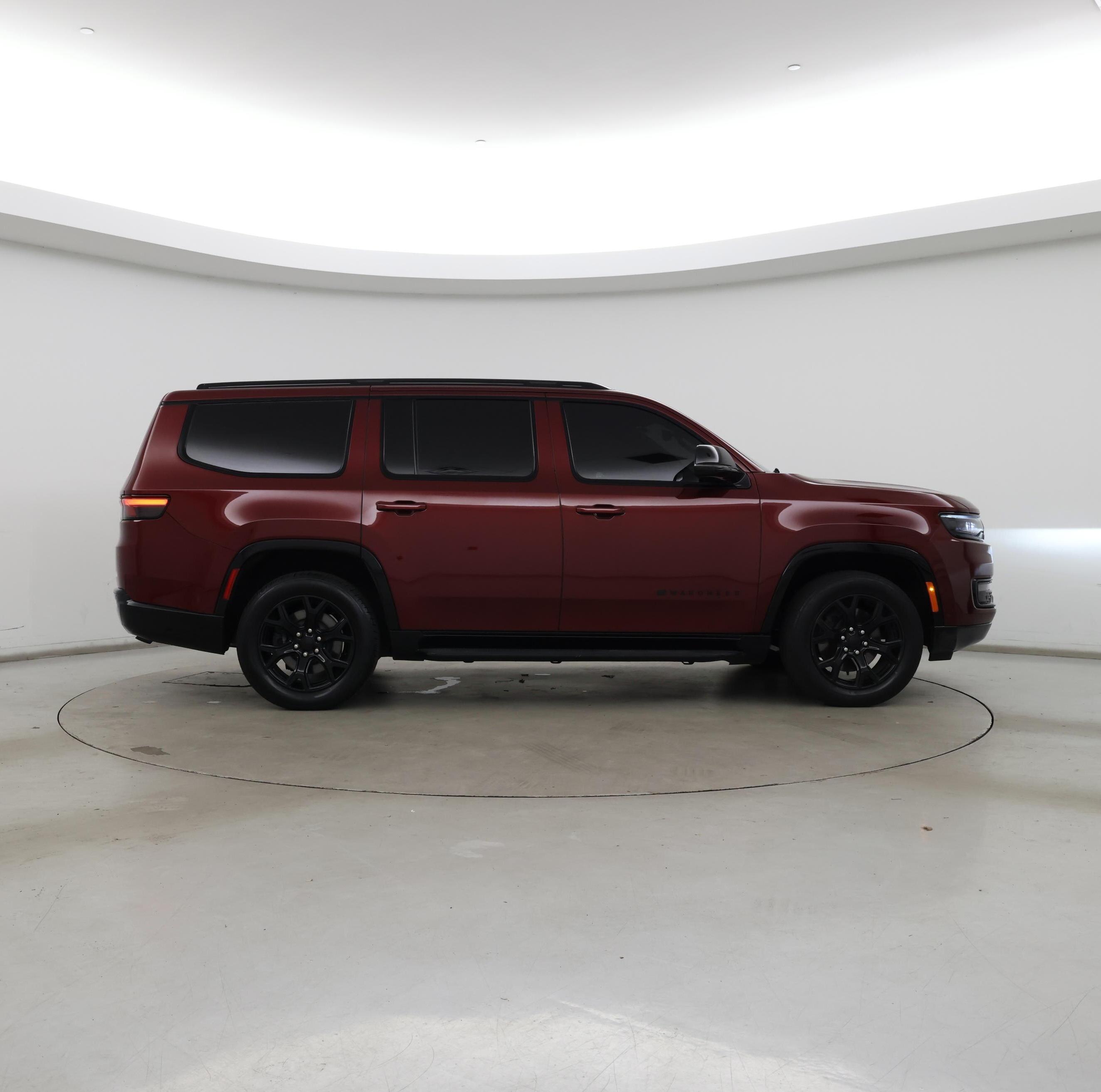 Thumbnail: 2023 Jeep Wagoneer - 7