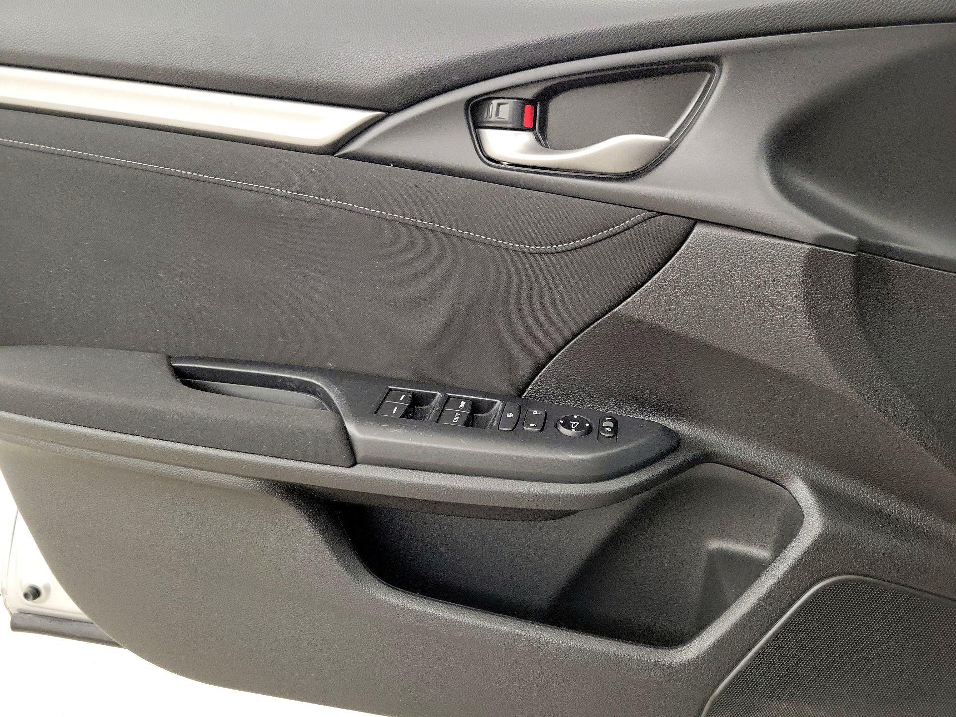 Thumbnail: 2019 Honda Civic - 12