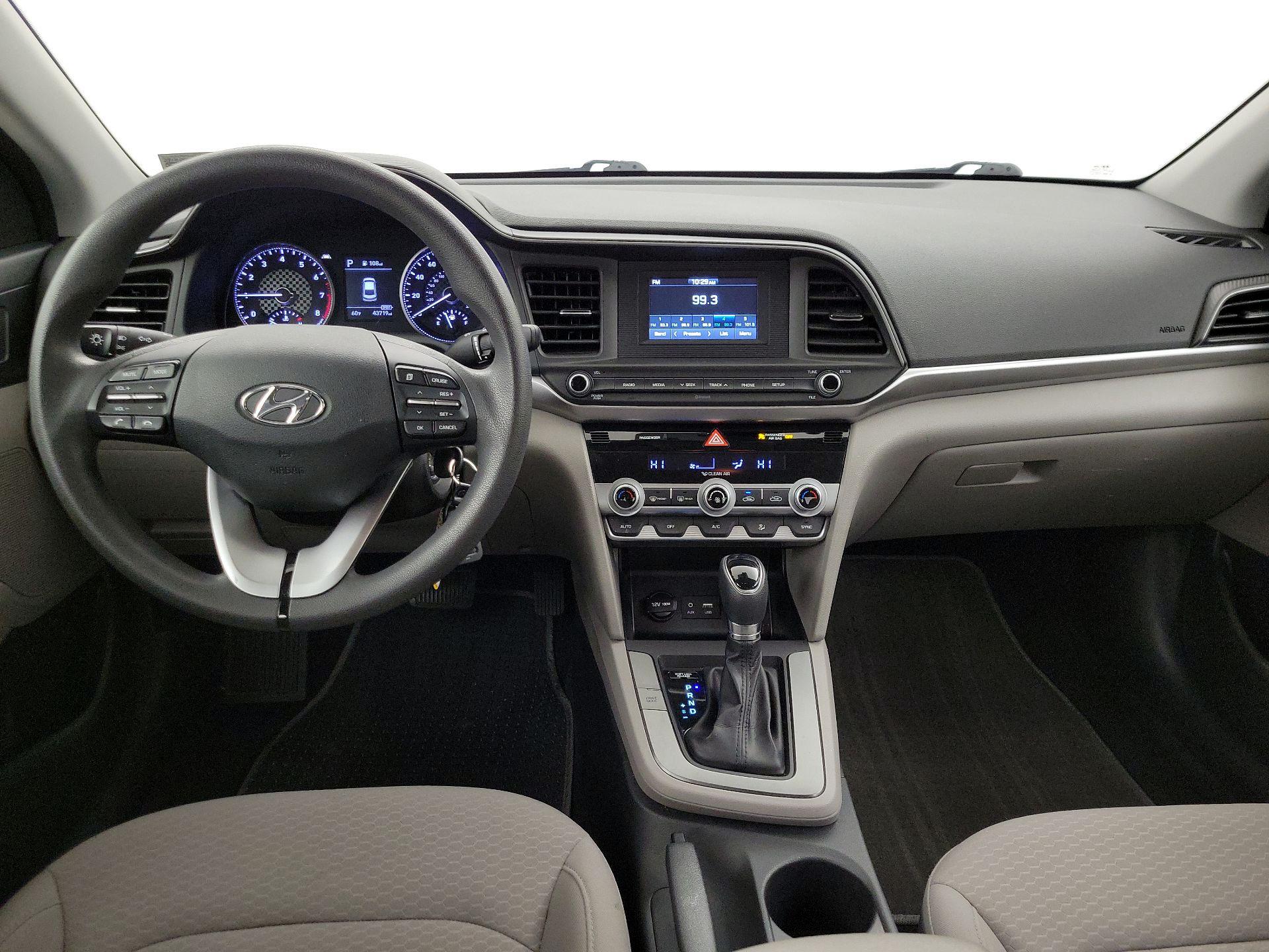 Thumbnail: 2020 Hyundai Elantra - 9