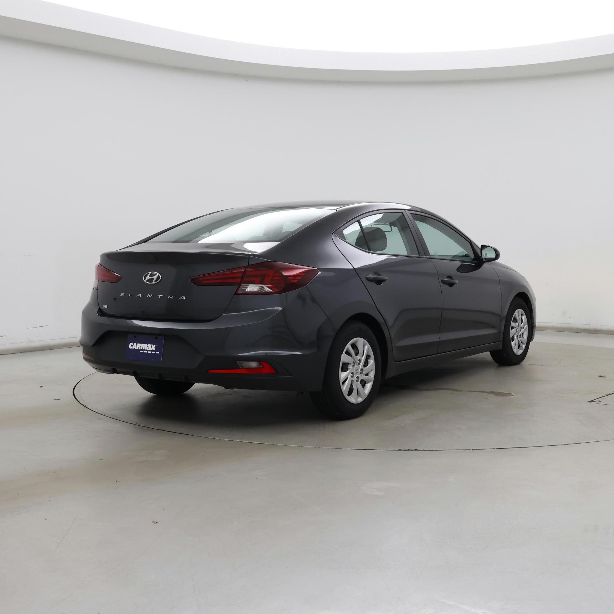 Thumbnail: 2020 Hyundai Elantra - 8